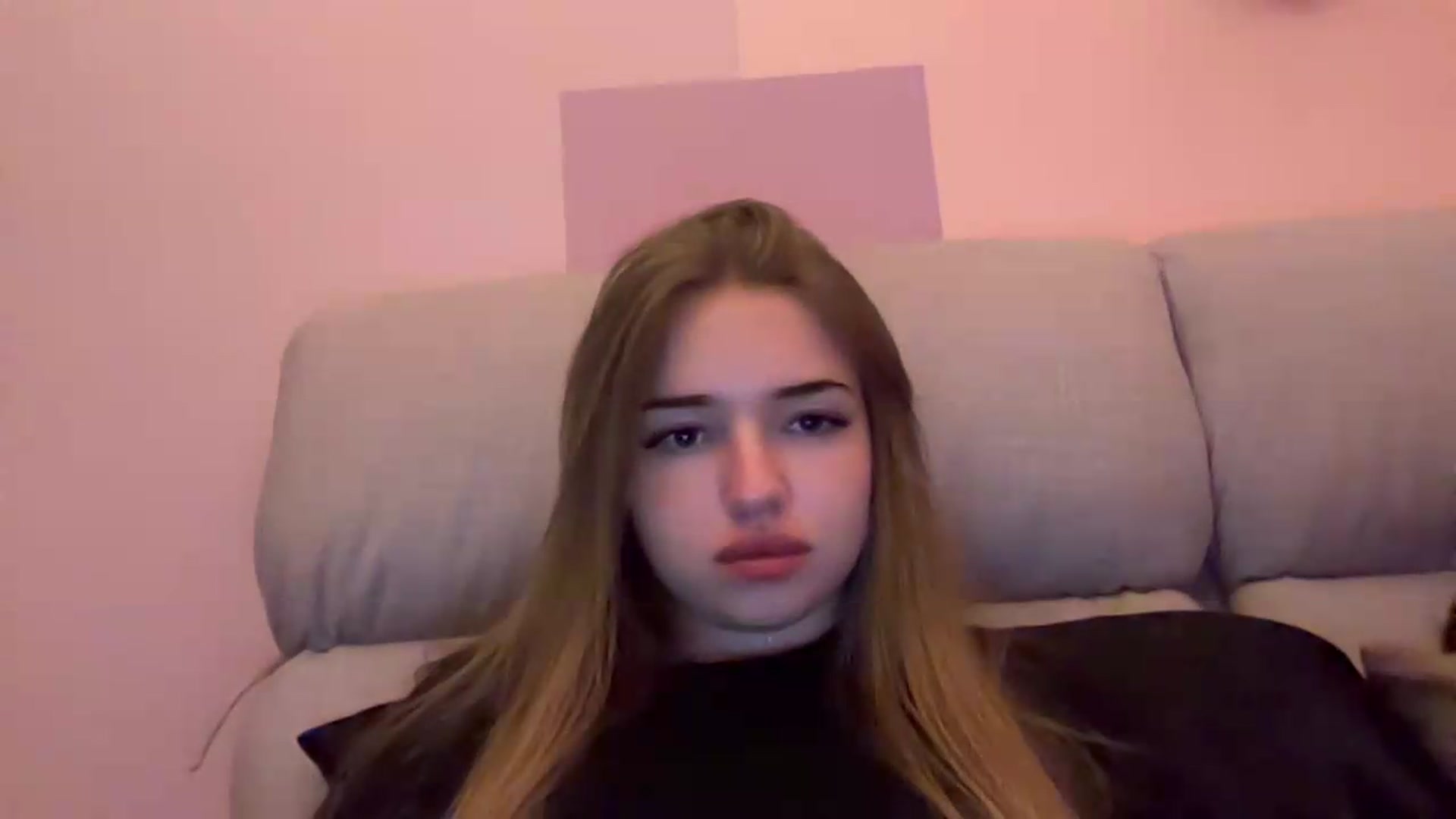 Gallery image thumbnail from ChloeeStar's myfreecams stream on, 08/16/2026, 20:27 image 4 of 20
