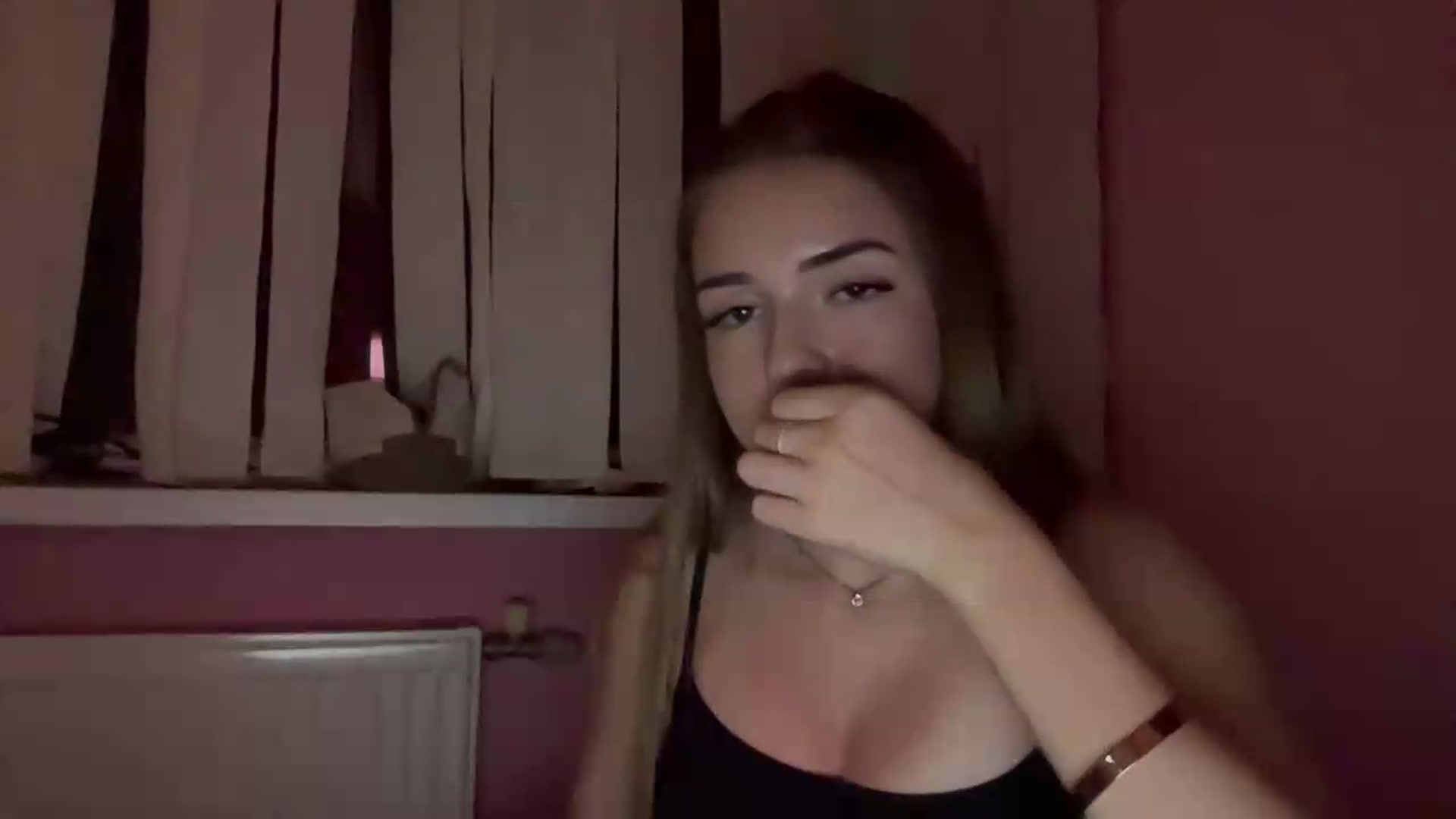Gallery image thumbnail from ChloeeStar's myfreecams stream on, 08/17/2026, 21:24 image 20 of 20