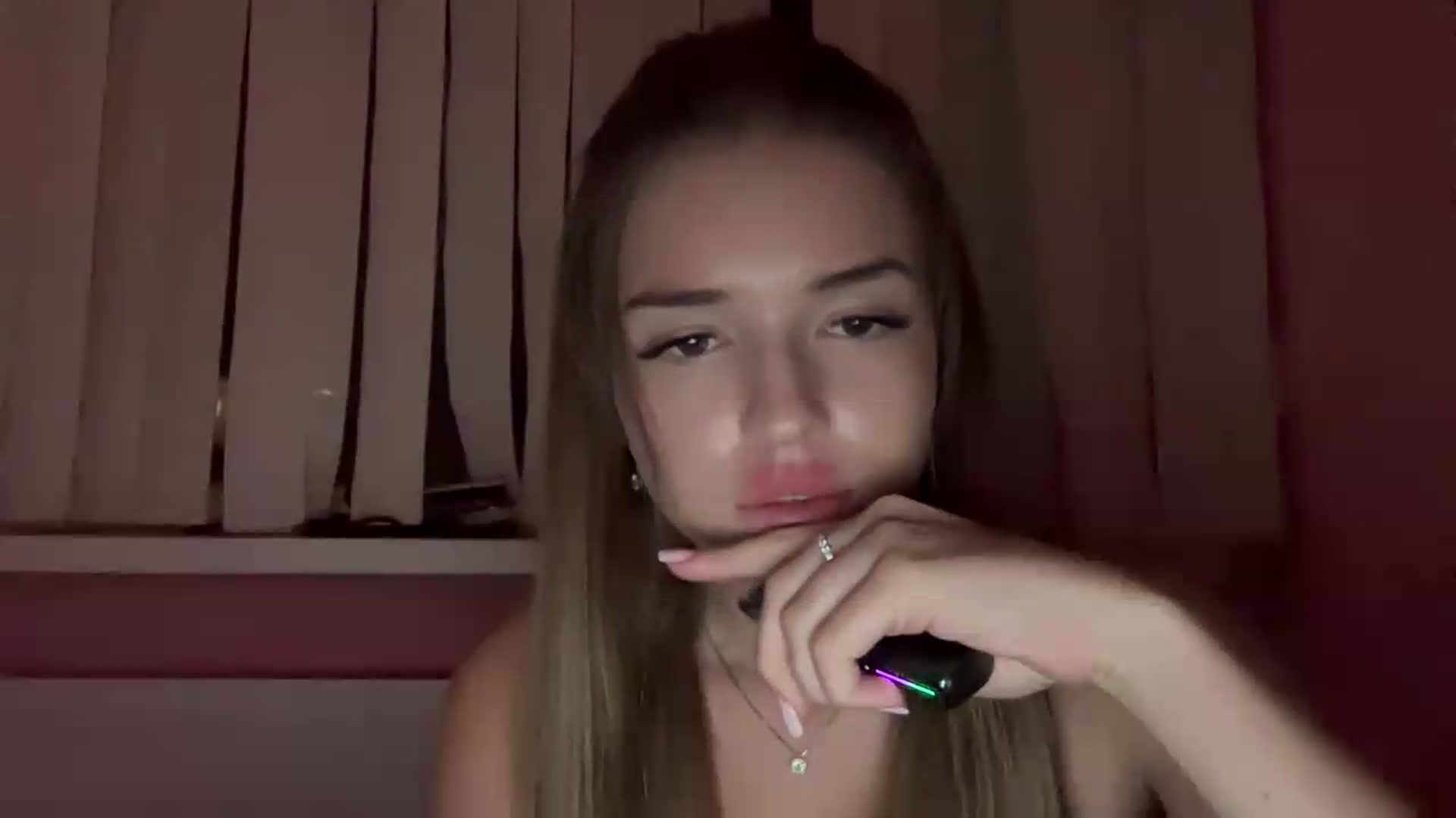 Gallery image thumbnail from ChloeeStar's myfreecams stream on, 08/18/2026, 19:30 image 10 of 20