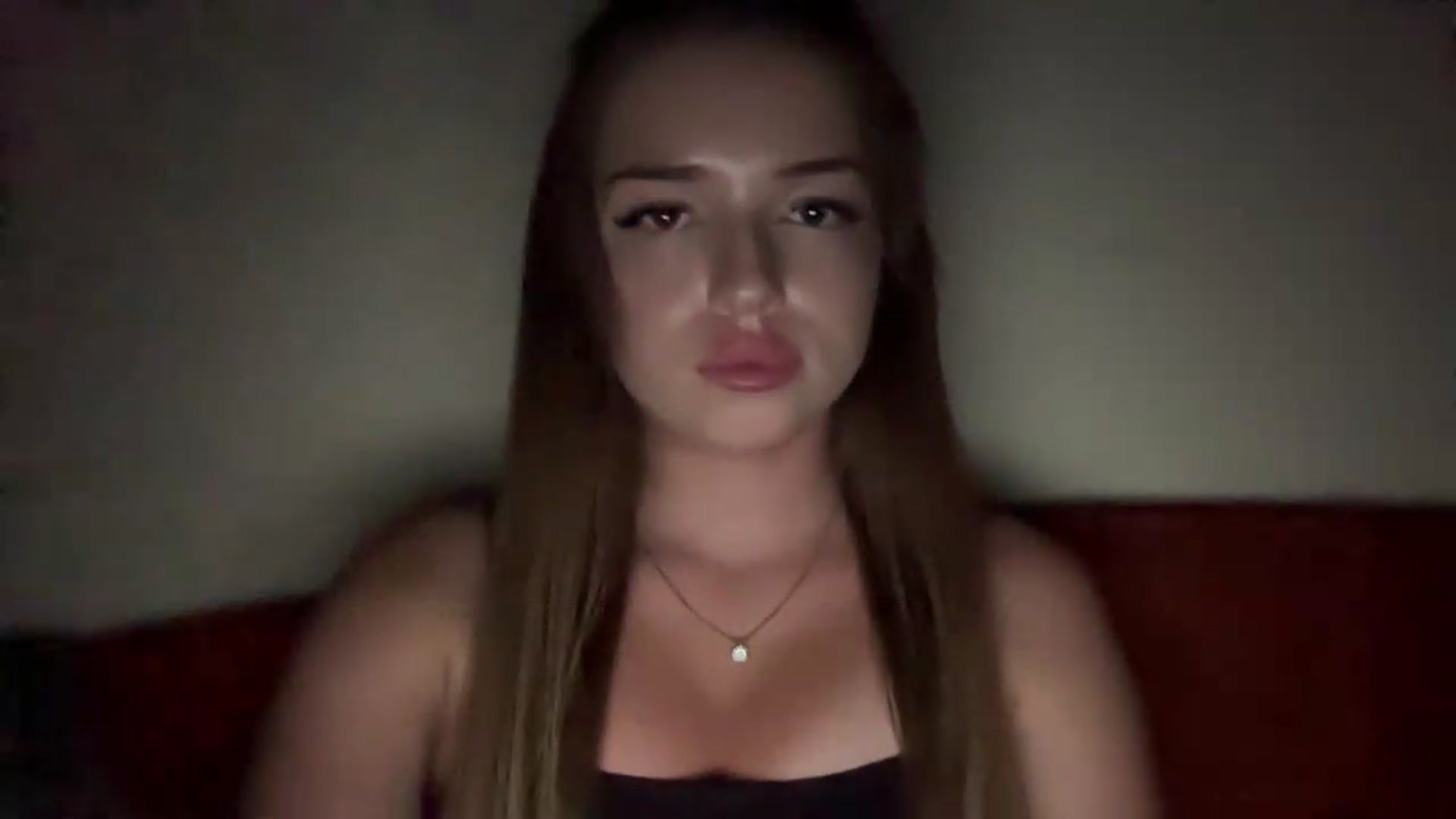 Gallery image thumbnail from ChloeeStar's myfreecams stream on, 08/18/2026, 21:12 image 15 of 20