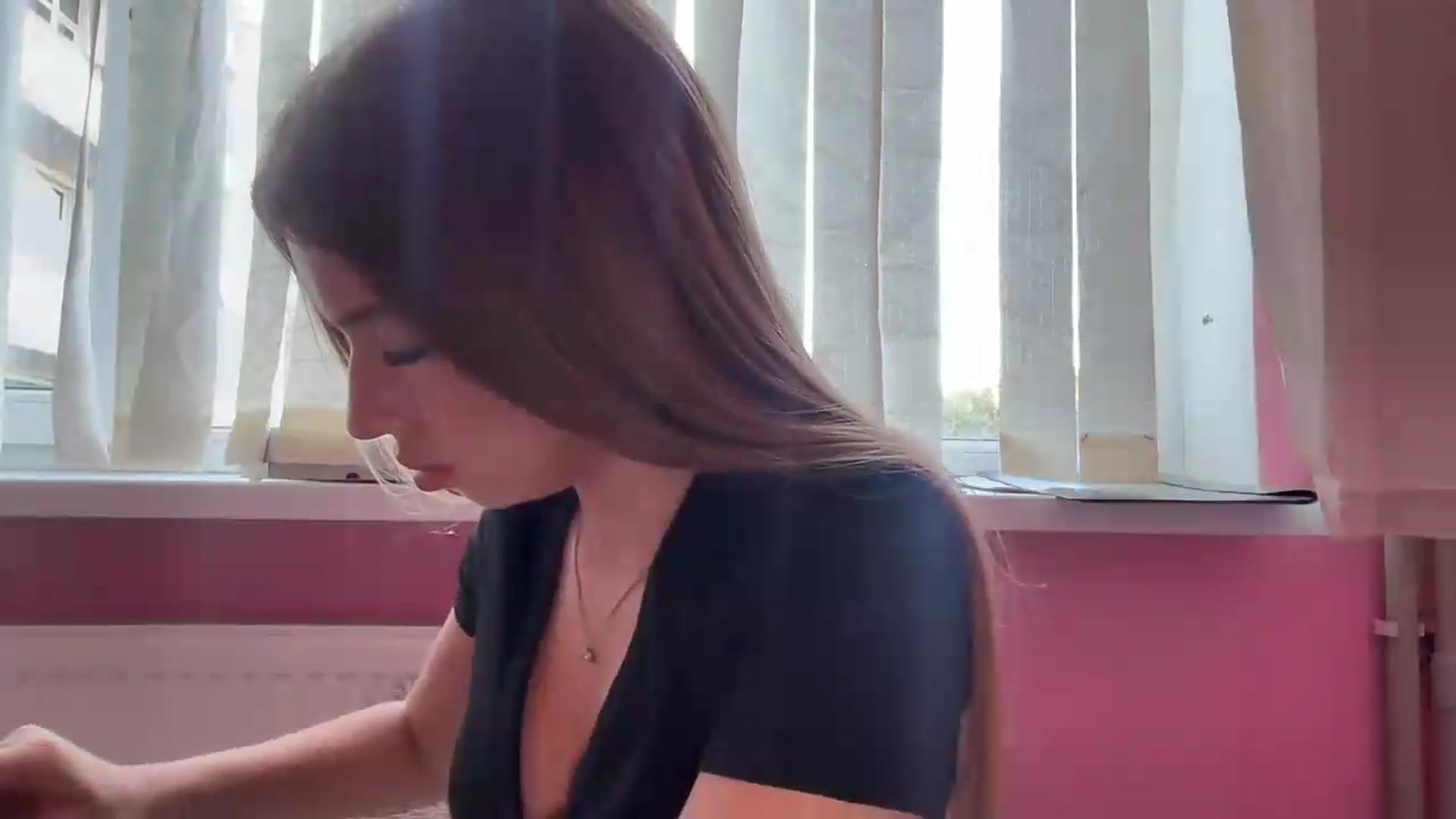 Gallery image thumbnail from ChloeeStar's myfreecams stream on, 08/23/2026, 13:57 image 18 of 20