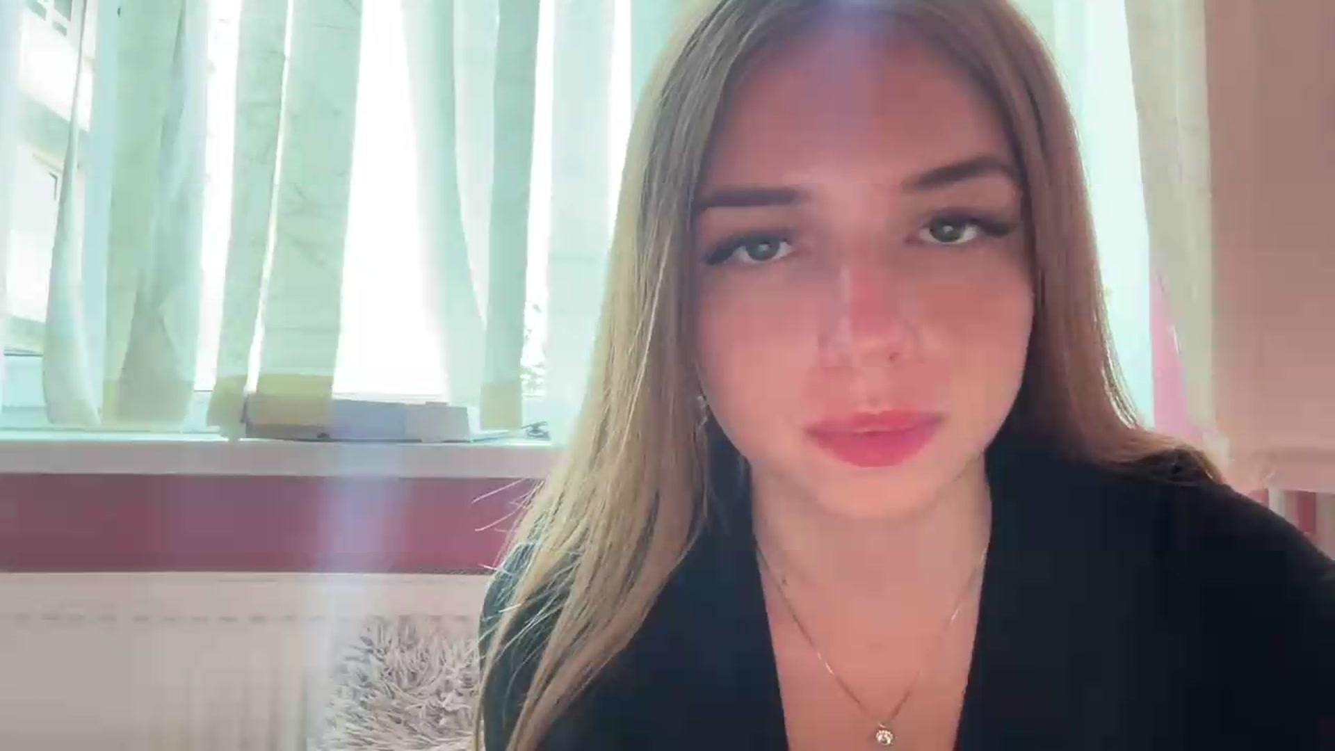 Gallery image thumbnail from ChloeeStar's myfreecams stream on, 08/23/2026, 13:57 image 17 of 20