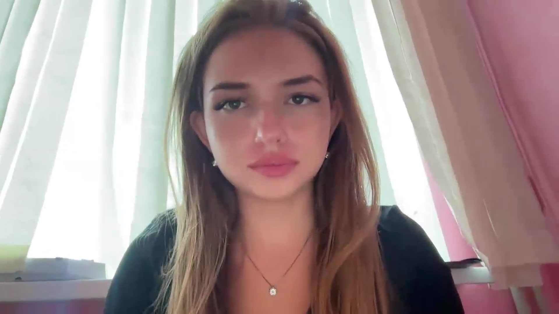 Gallery image thumbnail from ChloeeStar's myfreecams stream on, 08/23/2026, 14:23 image 15 of 20