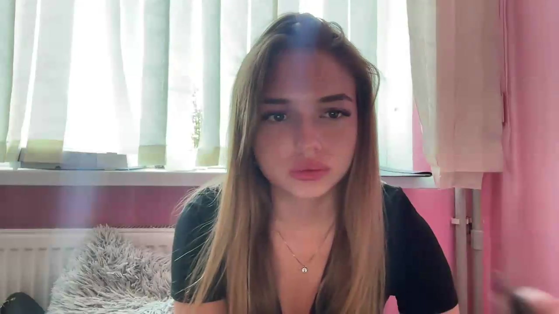 Gallery image thumbnail from ChloeeStar's myfreecams stream on, 08/23/2026, 14:23 image 10 of 20