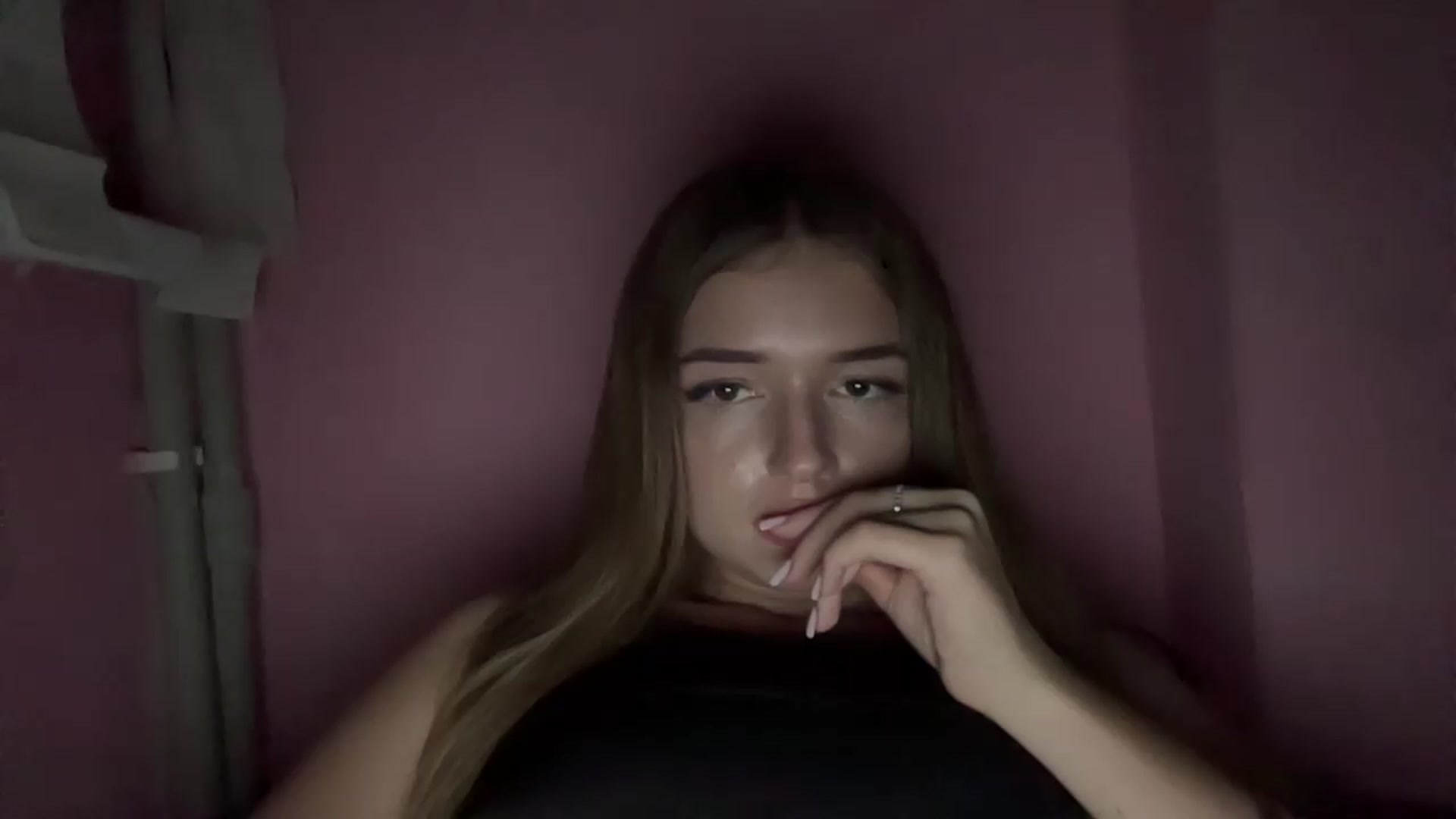 Gallery image thumbnail from ChloeeStar's myfreecams stream on, 08/30/2026, 23:02 image 7 of 20
