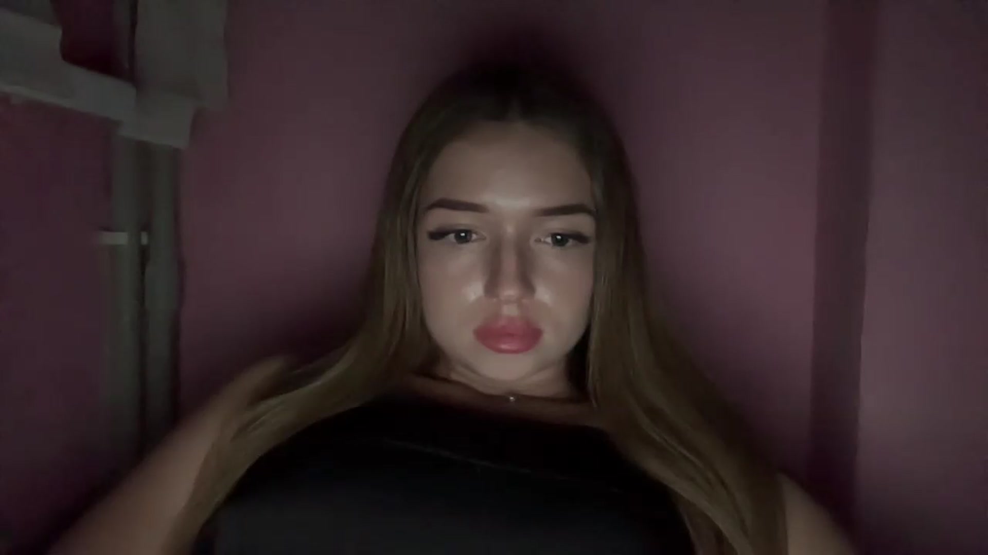Gallery image thumbnail from ChloeeStar's myfreecams stream on, 08/30/2026, 23:02 image 16 of 20
