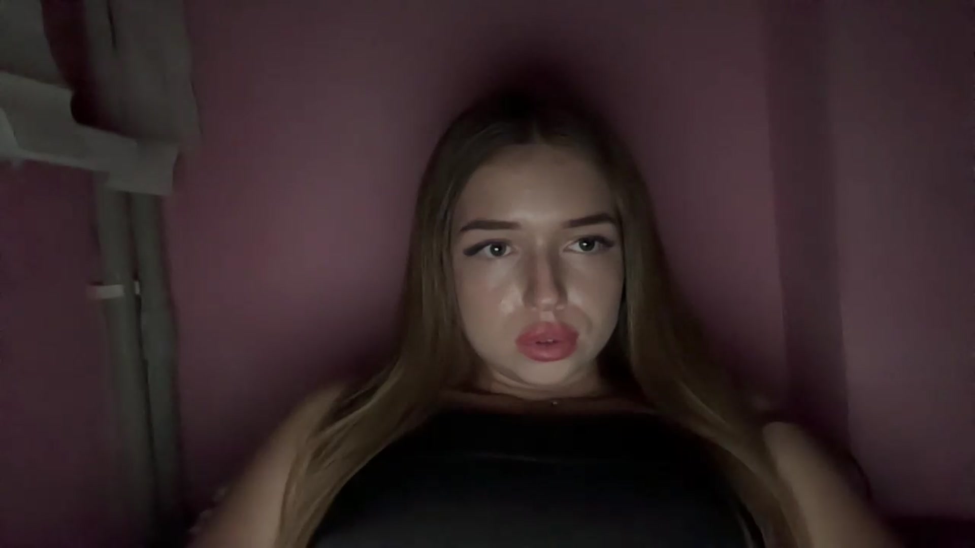 Gallery image thumbnail from ChloeeStar's myfreecams stream on, 08/30/2026, 23:02 image 14 of 20