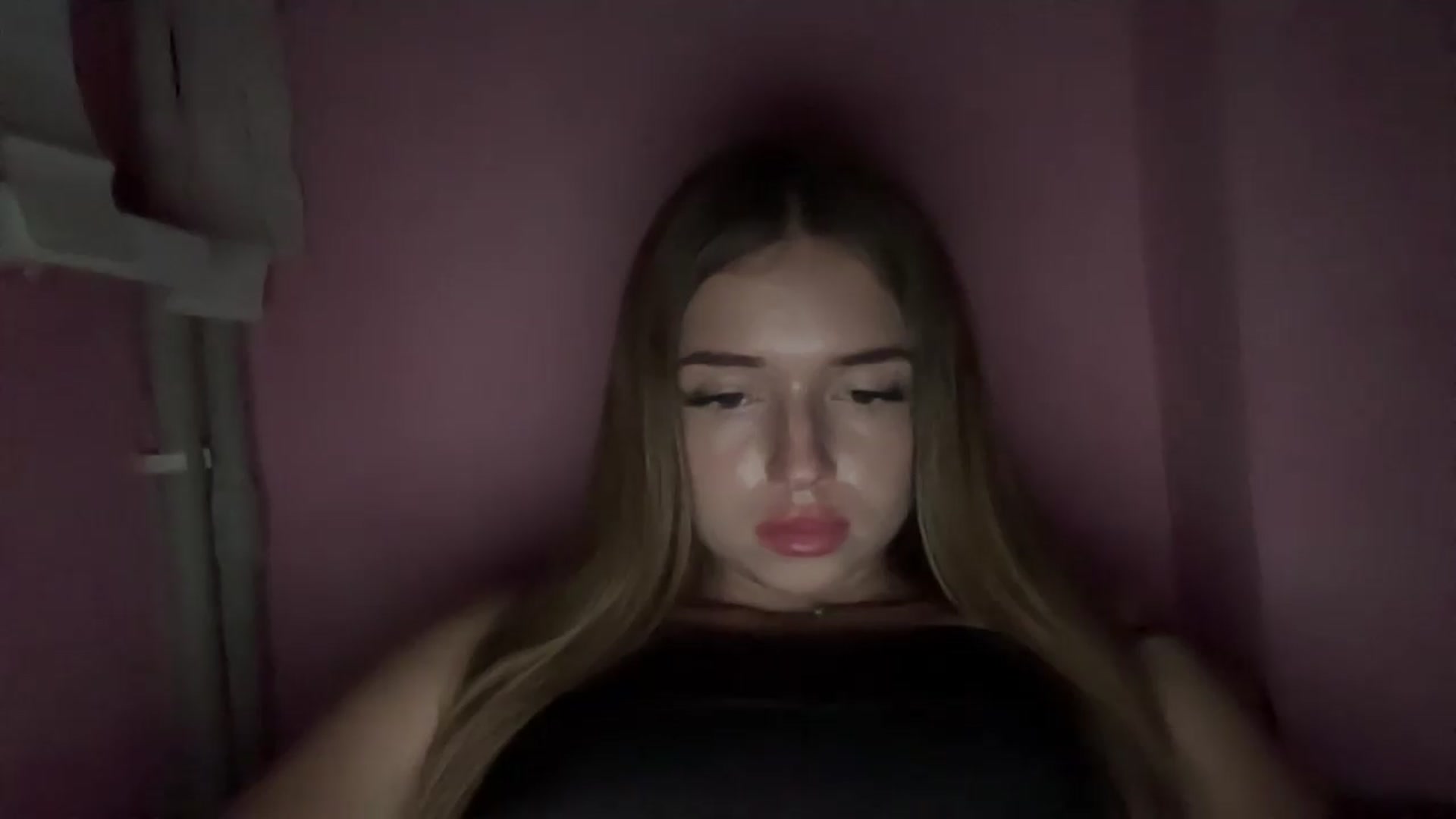 Gallery image thumbnail from ChloeeStar's myfreecams stream on, 08/30/2026, 23:02 image 9 of 20