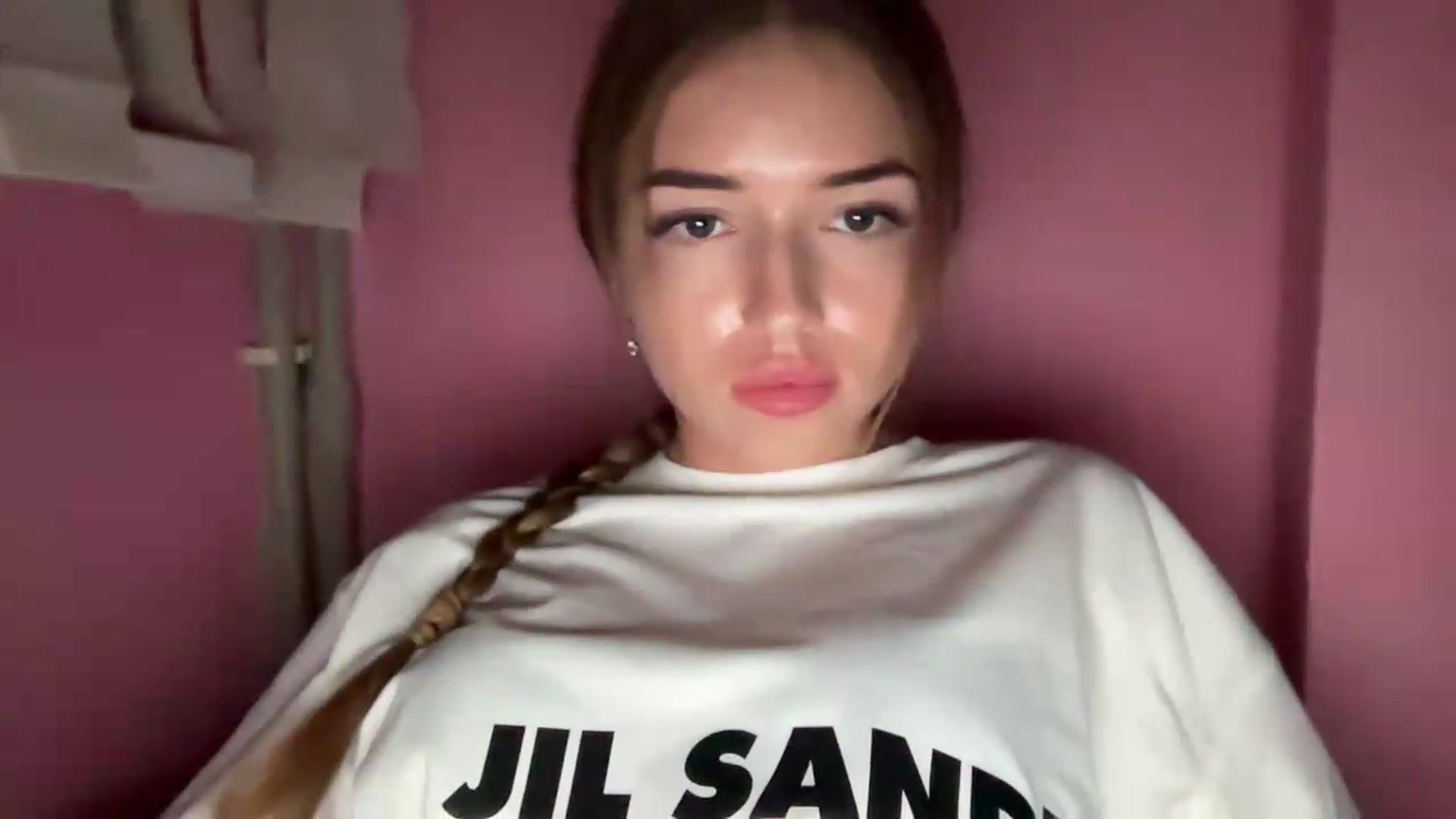 Gallery image thumbnail from ChloeeStar's myfreecams stream on, 09/01/2026, 18:02 image 10 of 20