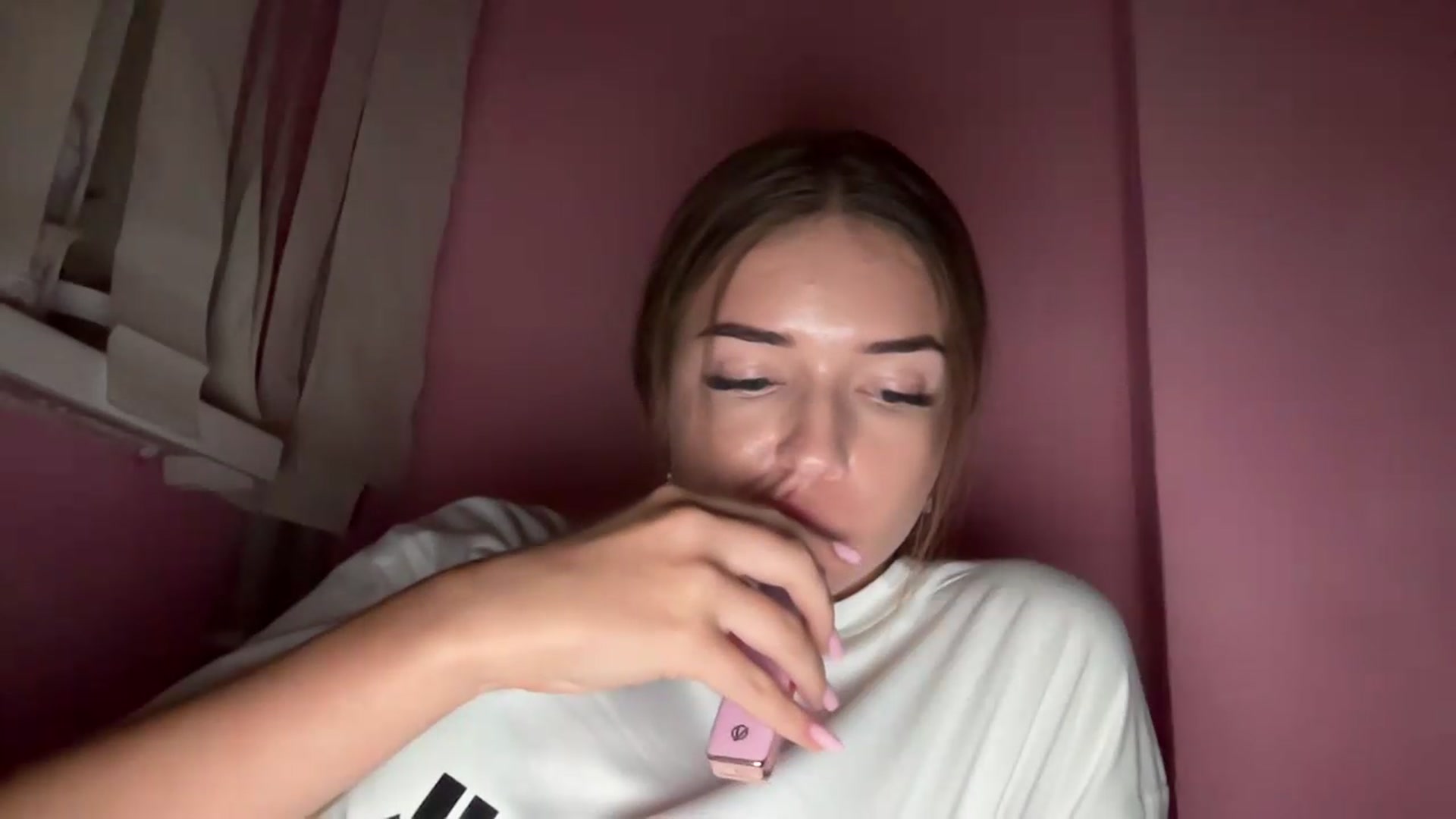 Gallery image thumbnail from ChloeeStar's myfreecams stream on, 09/01/2026, 18:02 image 12 of 20