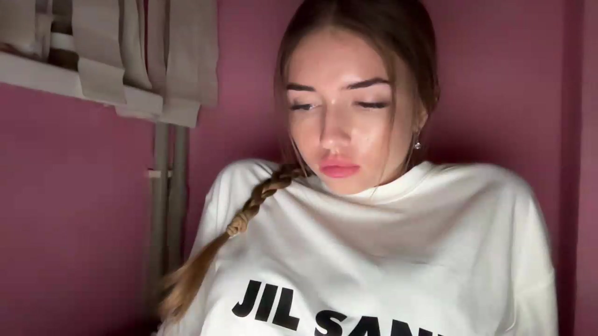Gallery image thumbnail from ChloeeStar's myfreecams stream on, 09/01/2026, 18:02 image 5 of 20