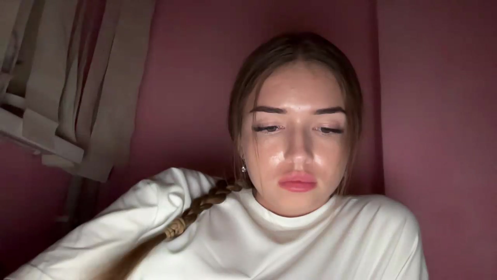 Gallery image thumbnail from ChloeeStar's myfreecams stream on, 09/01/2026, 18:02 image 17 of 20