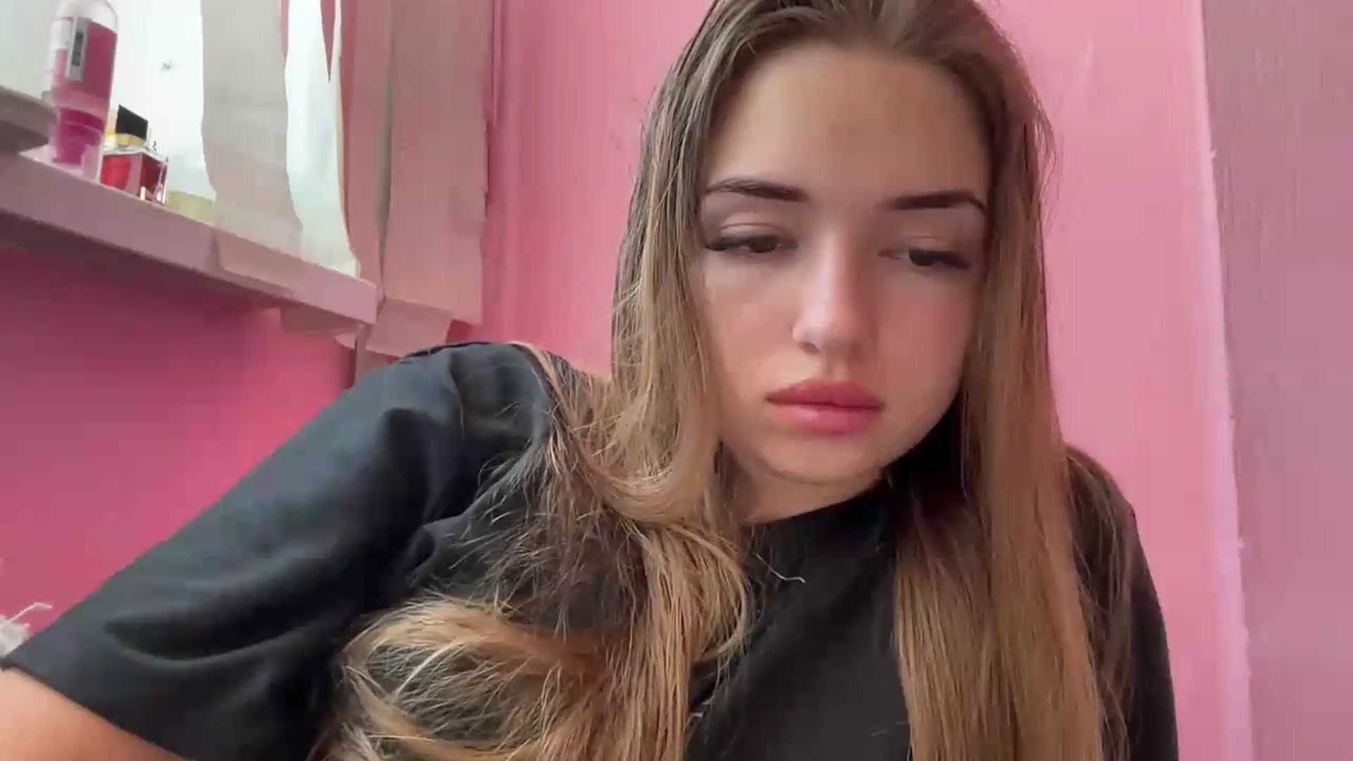 Gallery image thumbnail from ChloeeStar's myfreecams stream on, 09/02/2026, 10:38 image 6 of 20
