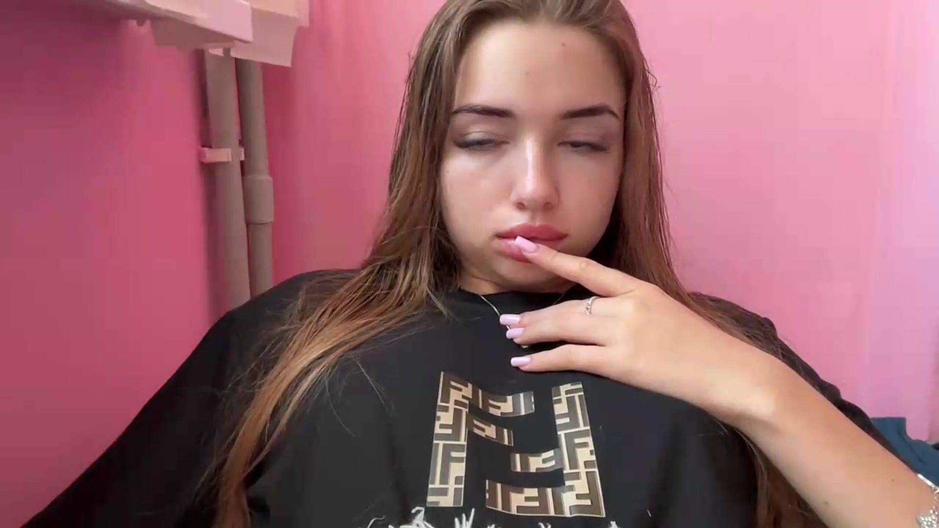 Gallery image thumbnail from ChloeeStar's myfreecams stream on, 09/02/2026, 10:38 image 3 of 20