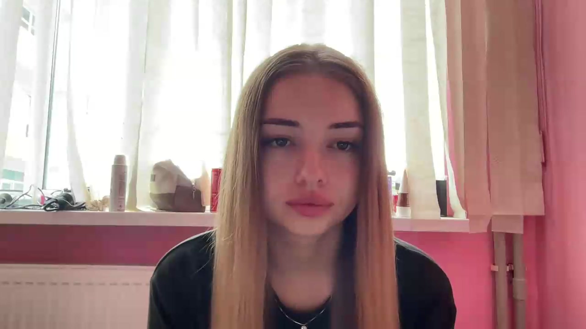 Gallery image thumbnail from ChloeeStar's myfreecams stream on, 09/02/2026, 11:18 image 6 of 20