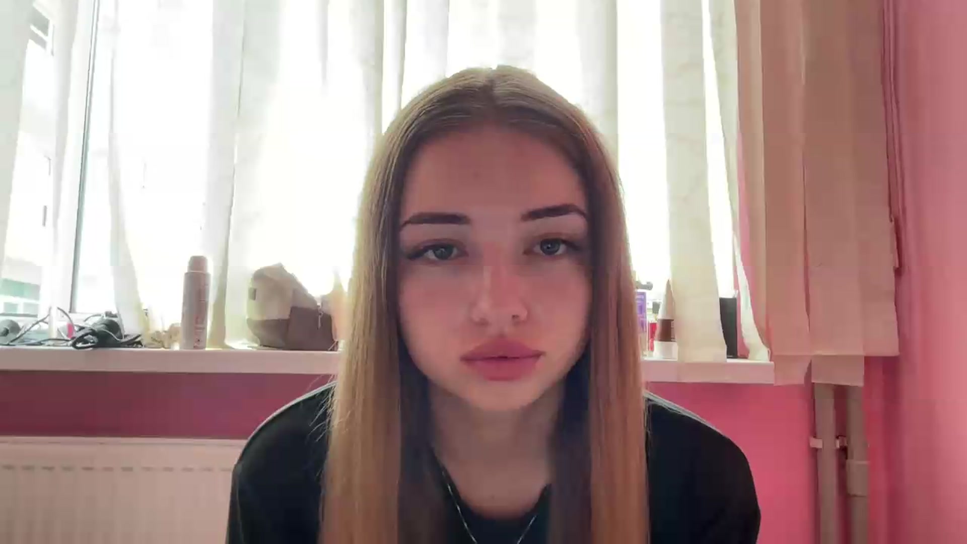Gallery image thumbnail from ChloeeStar's myfreecams stream on, 09/02/2026, 11:18 image 5 of 20