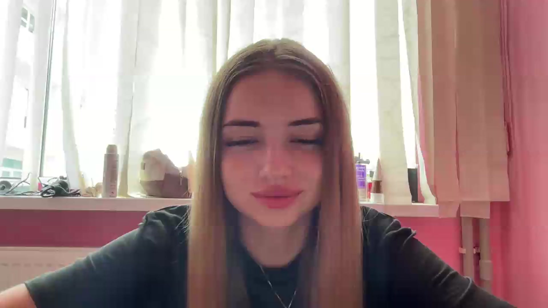 Gallery image thumbnail from ChloeeStar's myfreecams stream on, 09/02/2026, 11:18 image 1 of 20