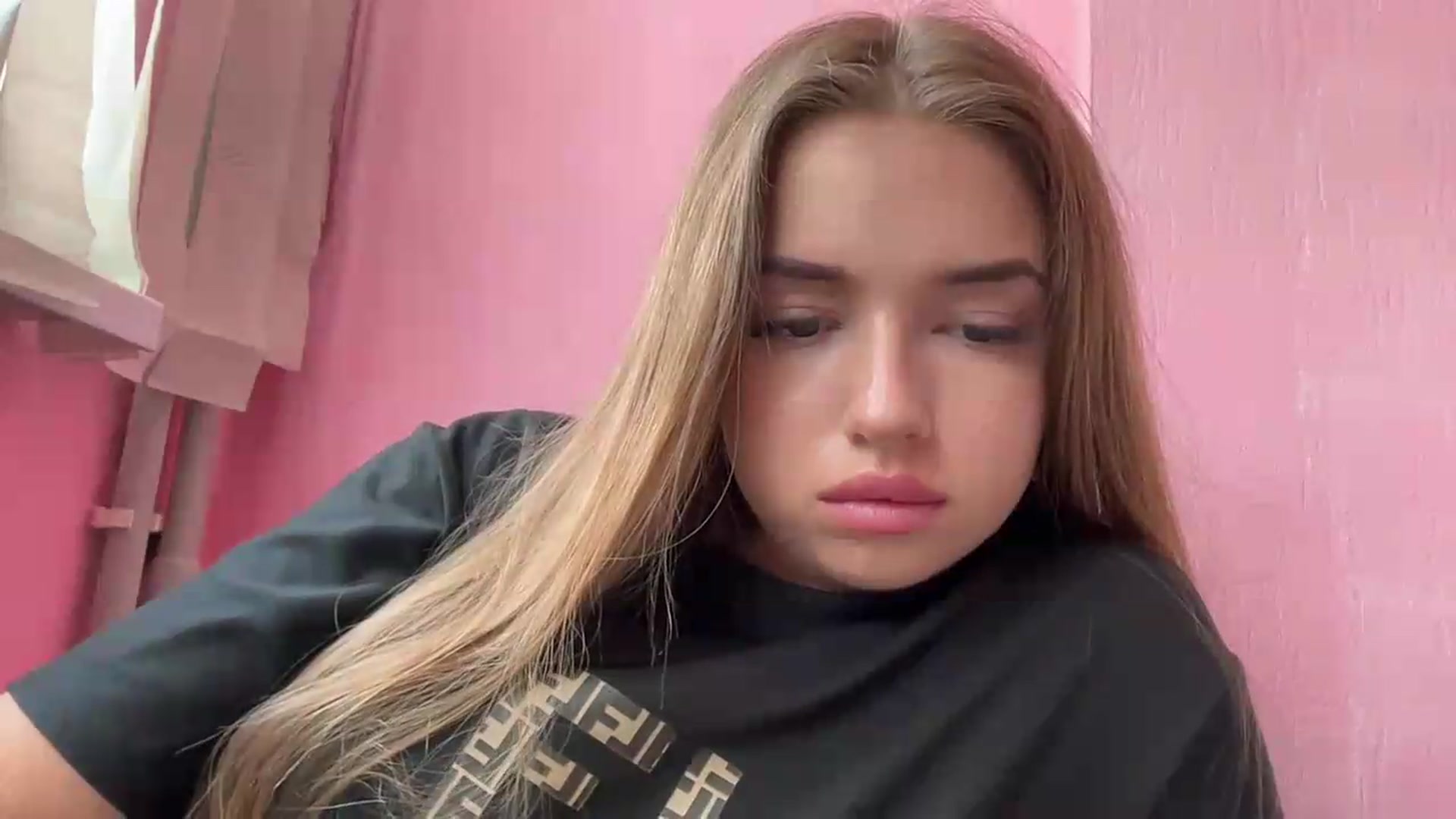 Gallery image thumbnail from ChloeeStar's myfreecams stream on, 09/02/2026, 14:31 image 20 of 20