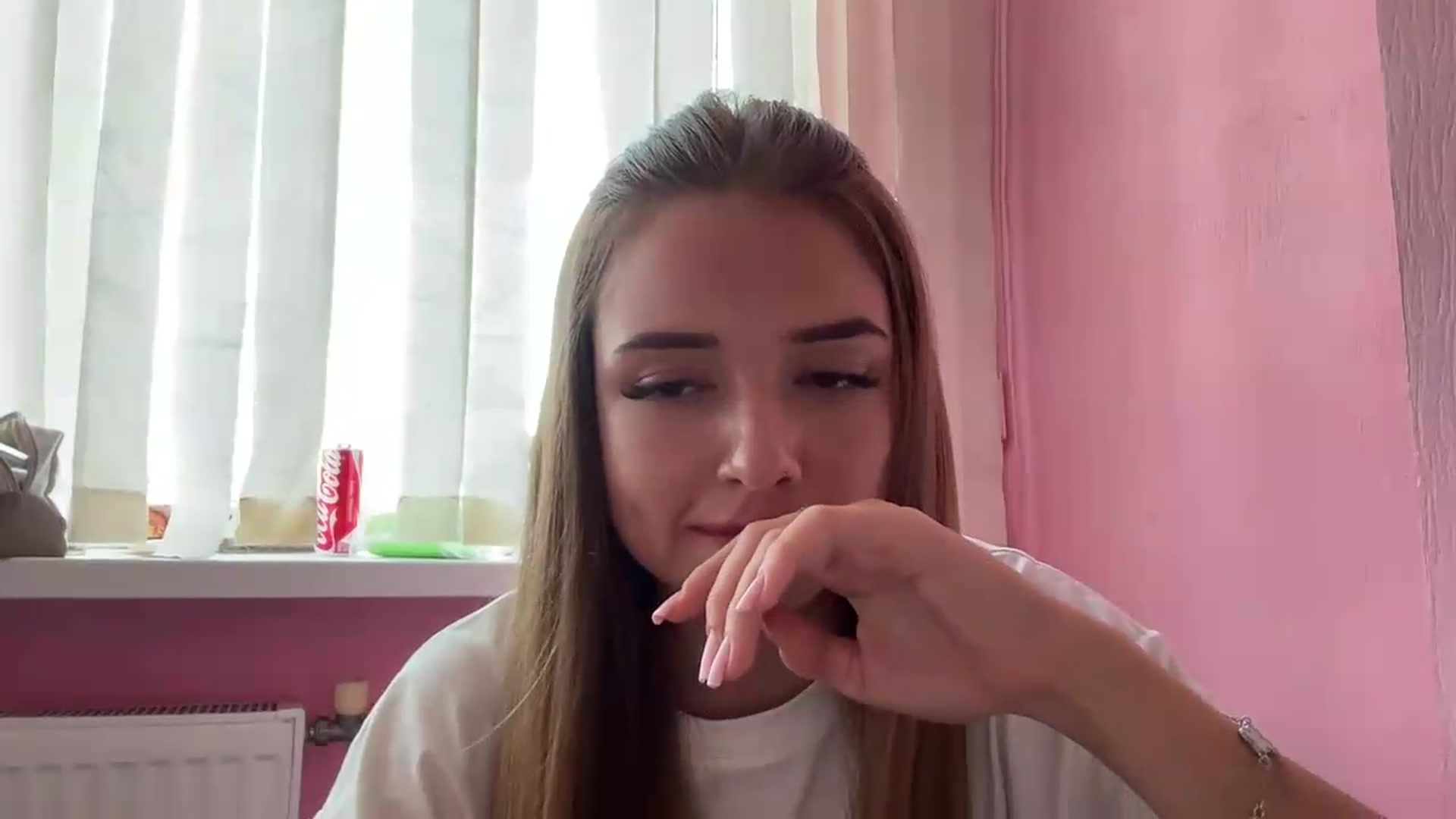 Gallery image thumbnail from ChloeeStar's myfreecams stream on, 09/03/2026, 11:57 image 18 of 20