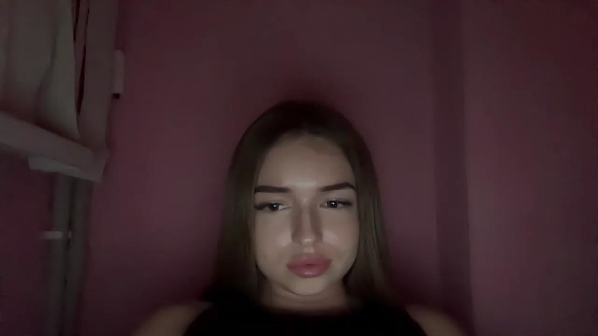 Gallery image thumbnail from ChloeeStar's myfreecams stream on, 09/04/2026, 18:00 image 15 of 20