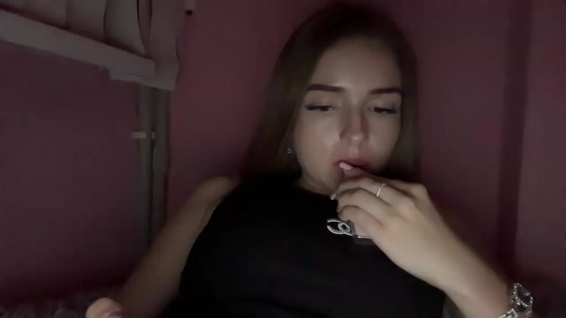 Gallery image thumbnail from ChloeeStar's myfreecams stream on, 09/04/2026, 18:00 image 1 of 20