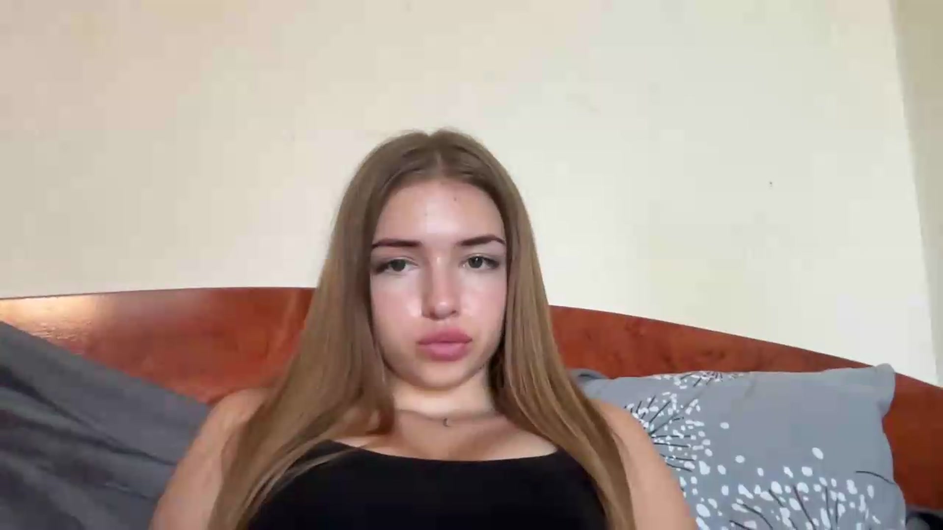 Gallery image thumbnail from ChloeeStar's myfreecams stream on, 09/05/2026, 11:49 image 19 of 20