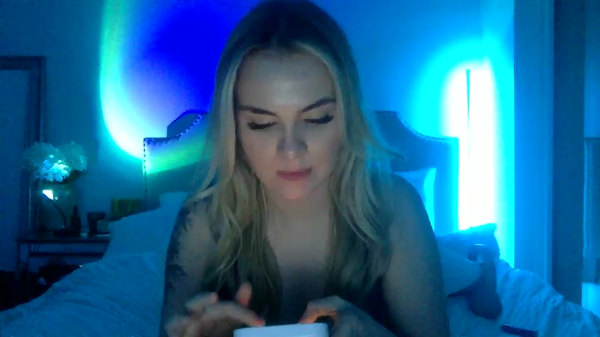 Gallery image thumbnail from Chloeluv7's myfreecams stream on, 11/23/2025, 08:57 image 19 of 20