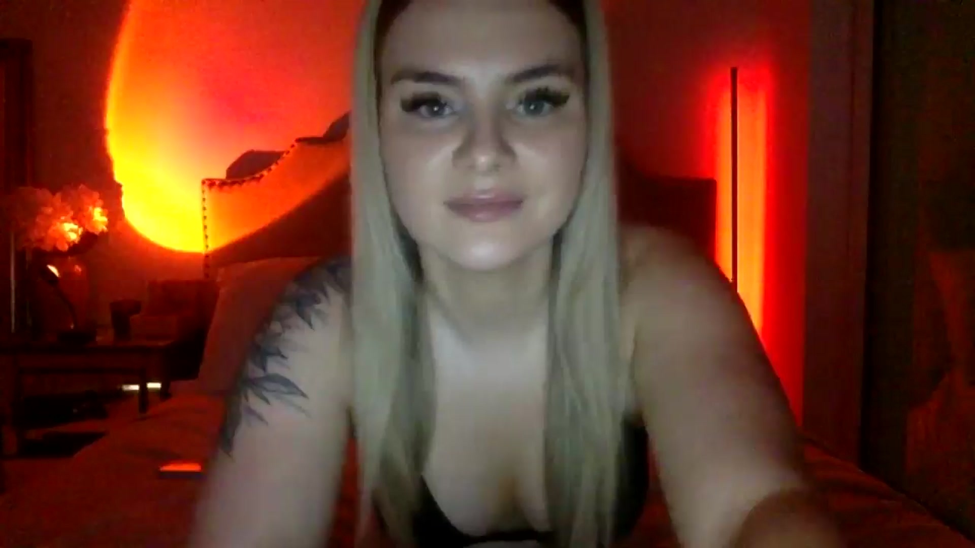 Gallery image thumbnail from Chloeluv7's myfreecams stream on, 12/01/2025, 05:37 image 3 of 20