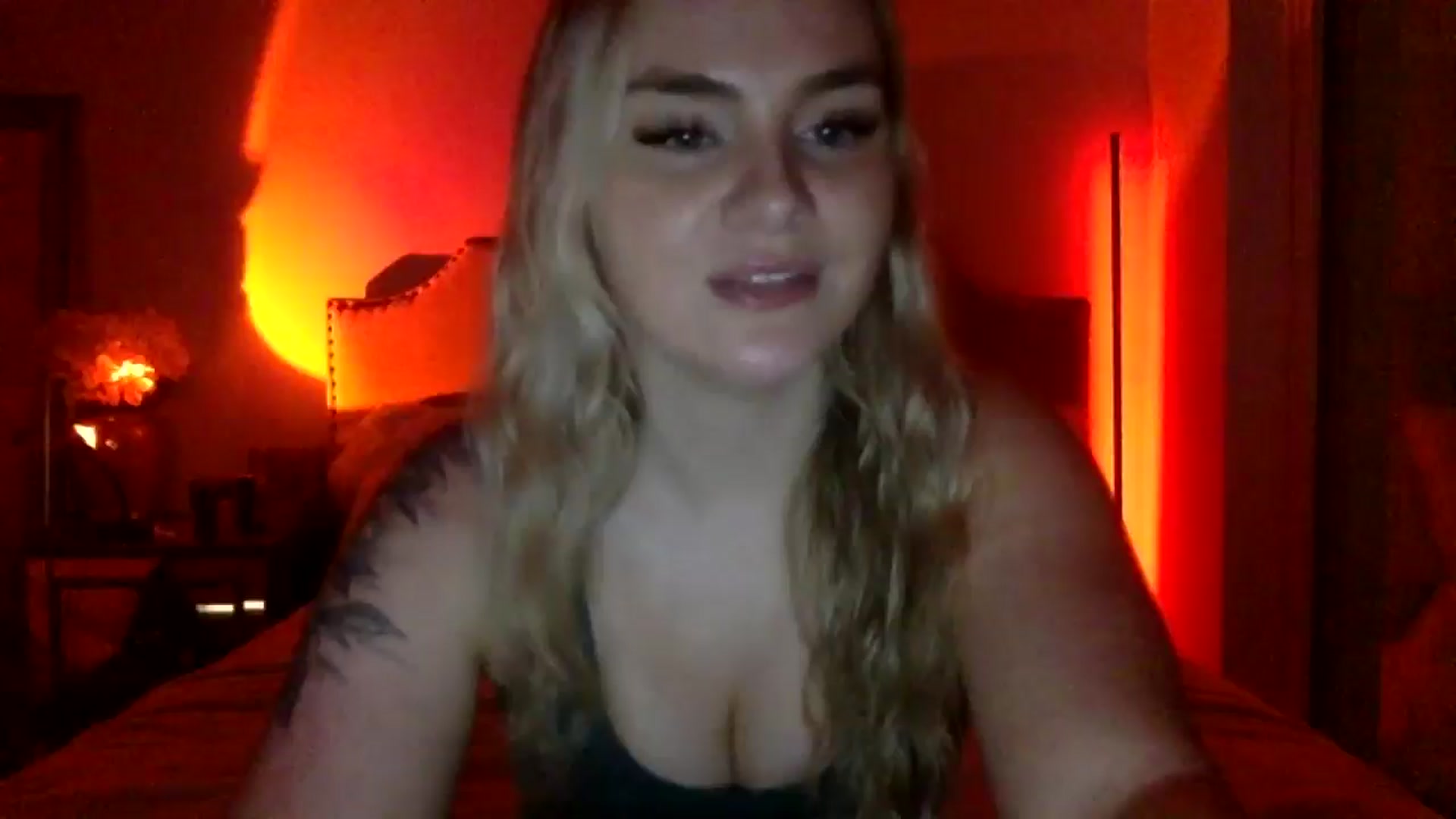 Gallery image thumbnail from Chloeluv7's myfreecams stream on, 12/03/2025, 05:21 image 1 of 20