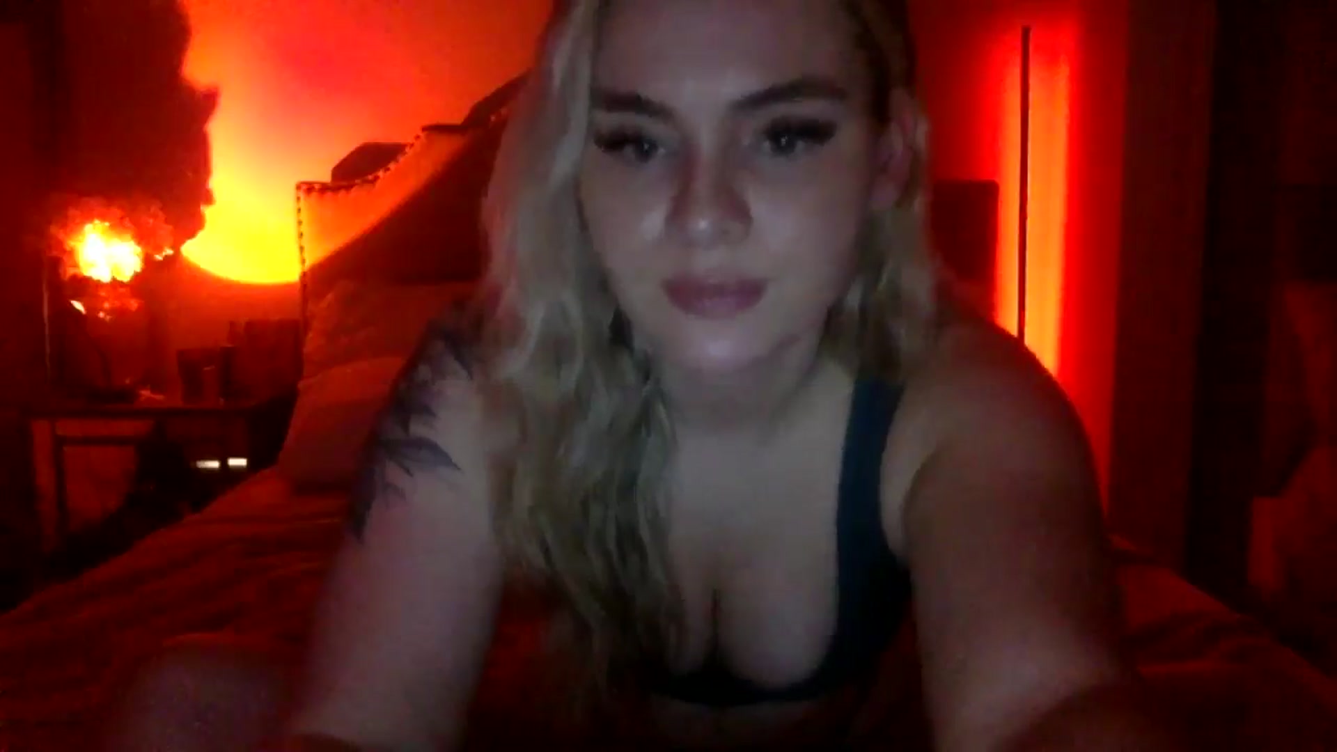 Gallery image thumbnail from Chloeluv7's myfreecams stream on, 12/03/2025, 07:35 image 6 of 20