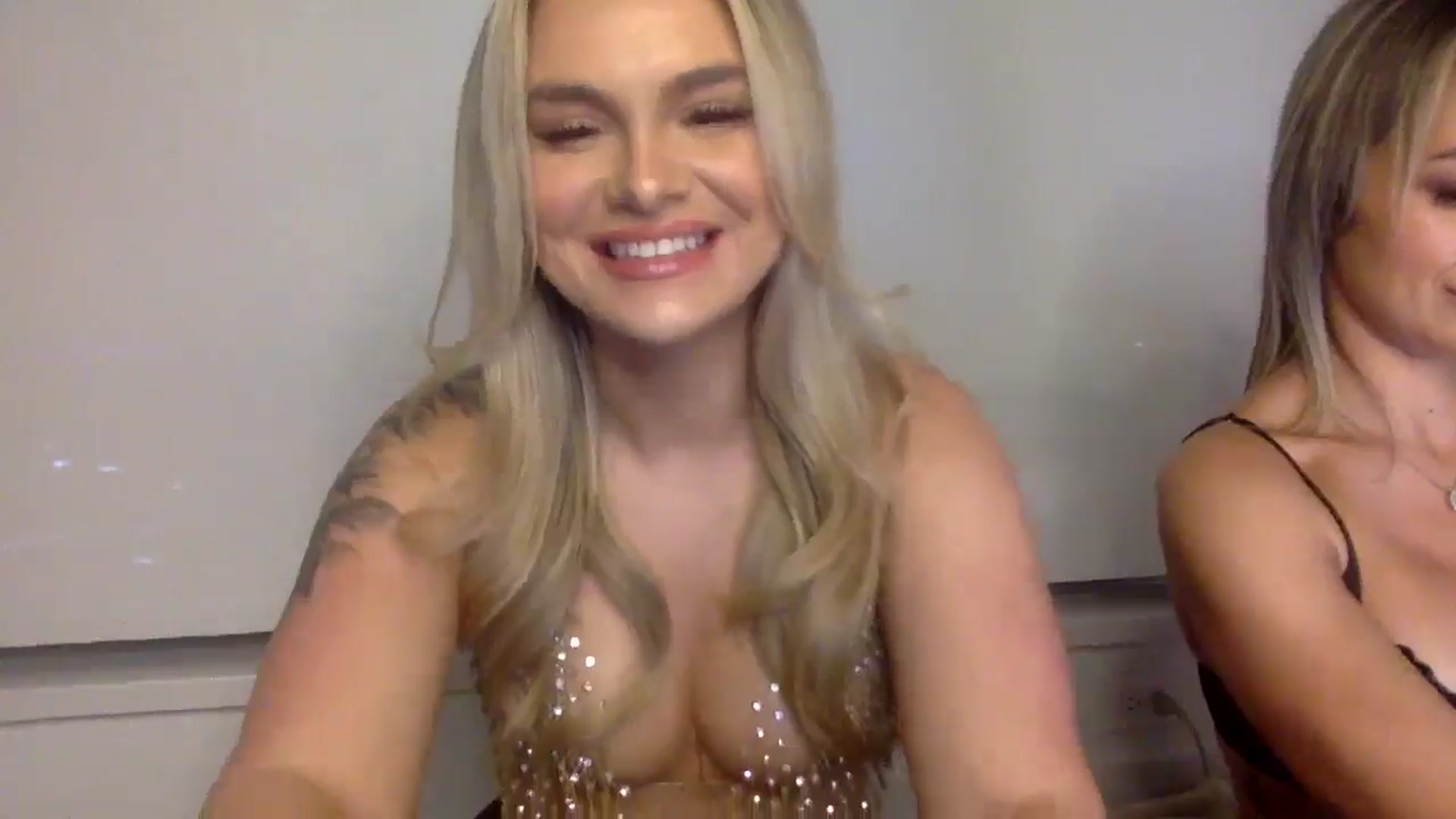 Gallery image thumbnail from Chloeluv7's myfreecams stream on, 01/01/2026, 06:22 image 8 of 20