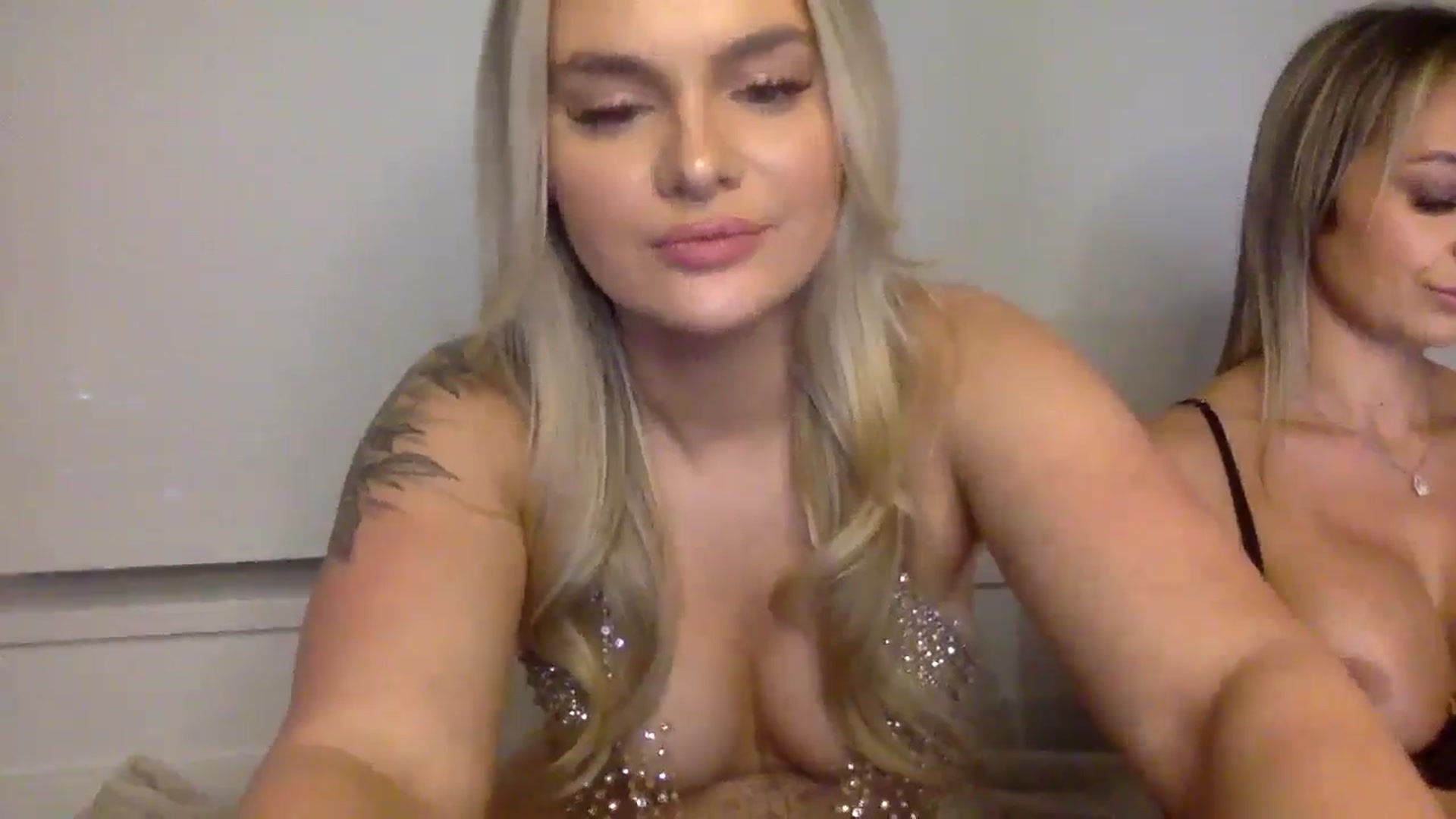 Gallery image thumbnail from Chloeluv7's myfreecams stream on, 01/01/2026, 11:53 image 5 of 20