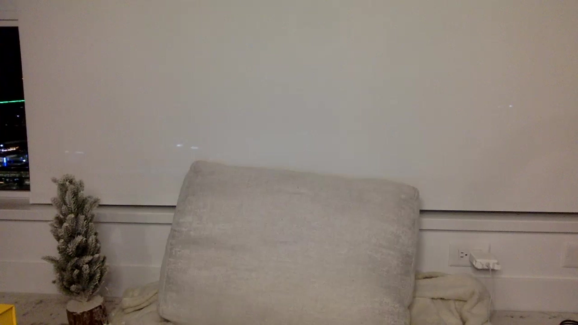 Gallery image thumbnail from Chloeluv7's myfreecams stream on, 01/09/2026, 07:55 image 18 of 20