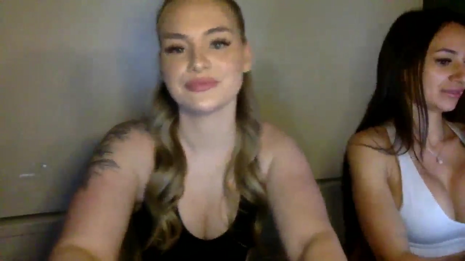 Gallery image thumbnail from Chloeluv7's myfreecams stream on, 01/15/2026, 05:06 image 2 of 20