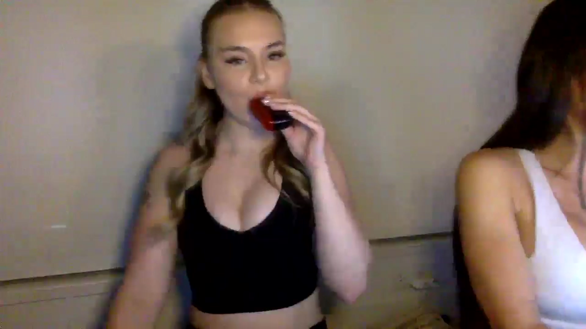 Gallery image thumbnail from Chloeluv7's myfreecams stream on, 01/15/2026, 05:06 image 10 of 20