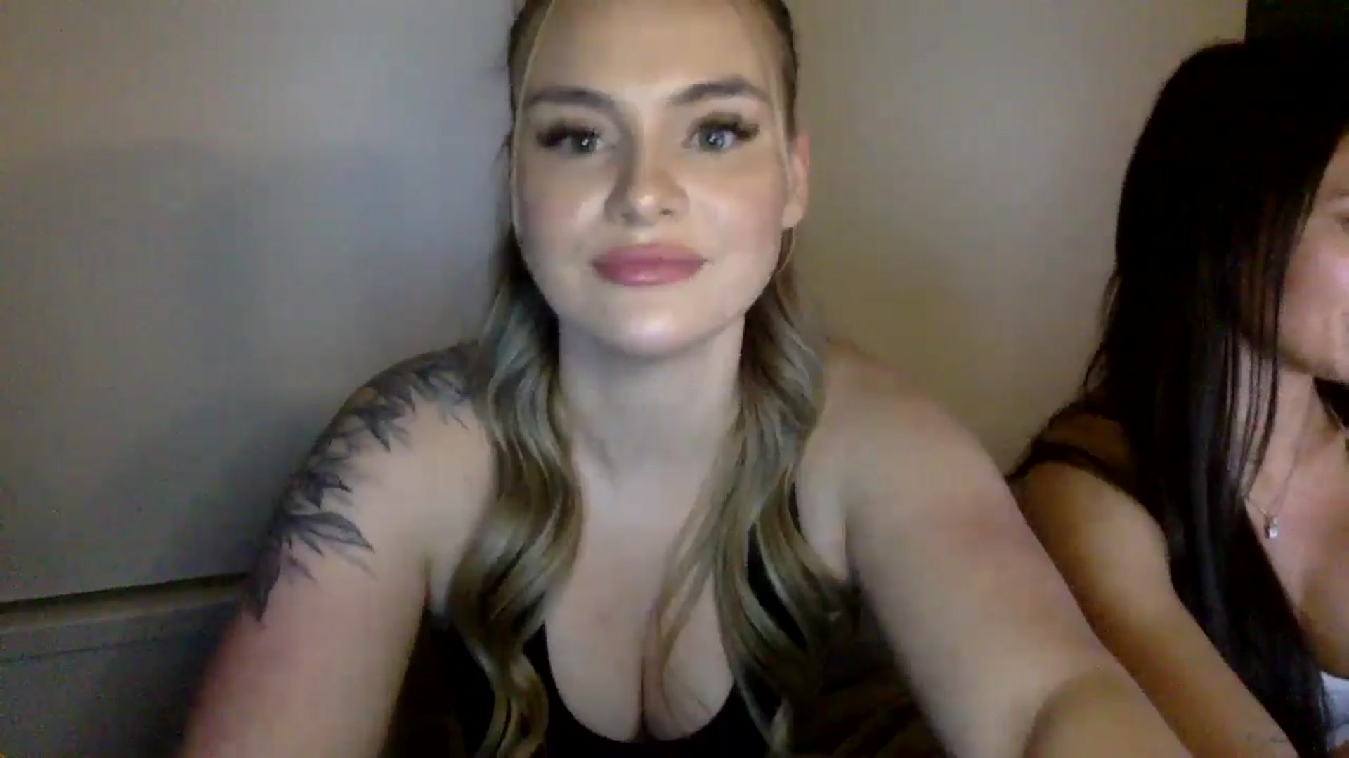 Gallery image thumbnail from Chloeluv7's myfreecams stream on, 01/15/2026, 05:06 image 20 of 20