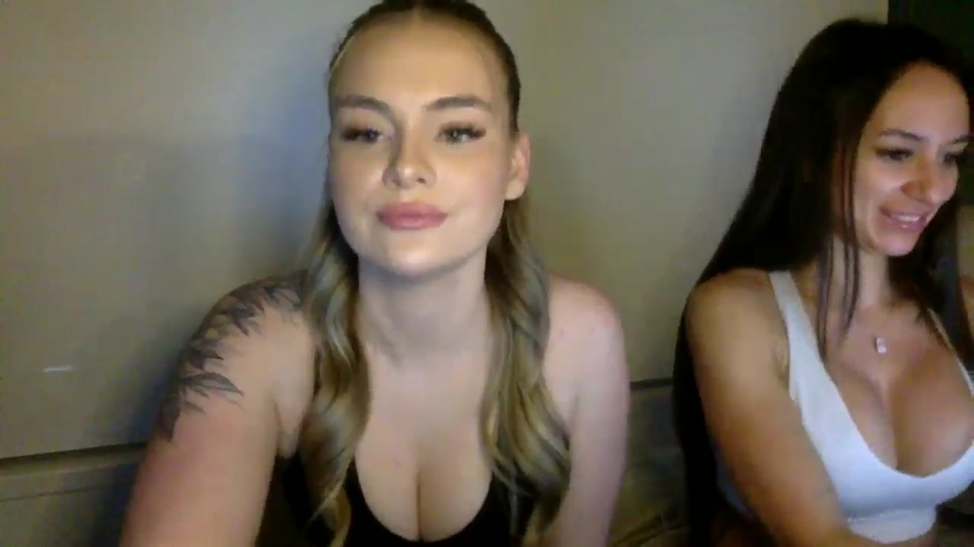 Gallery image thumbnail from Chloeluv7's myfreecams stream on, 01/15/2026, 05:06 image 3 of 20