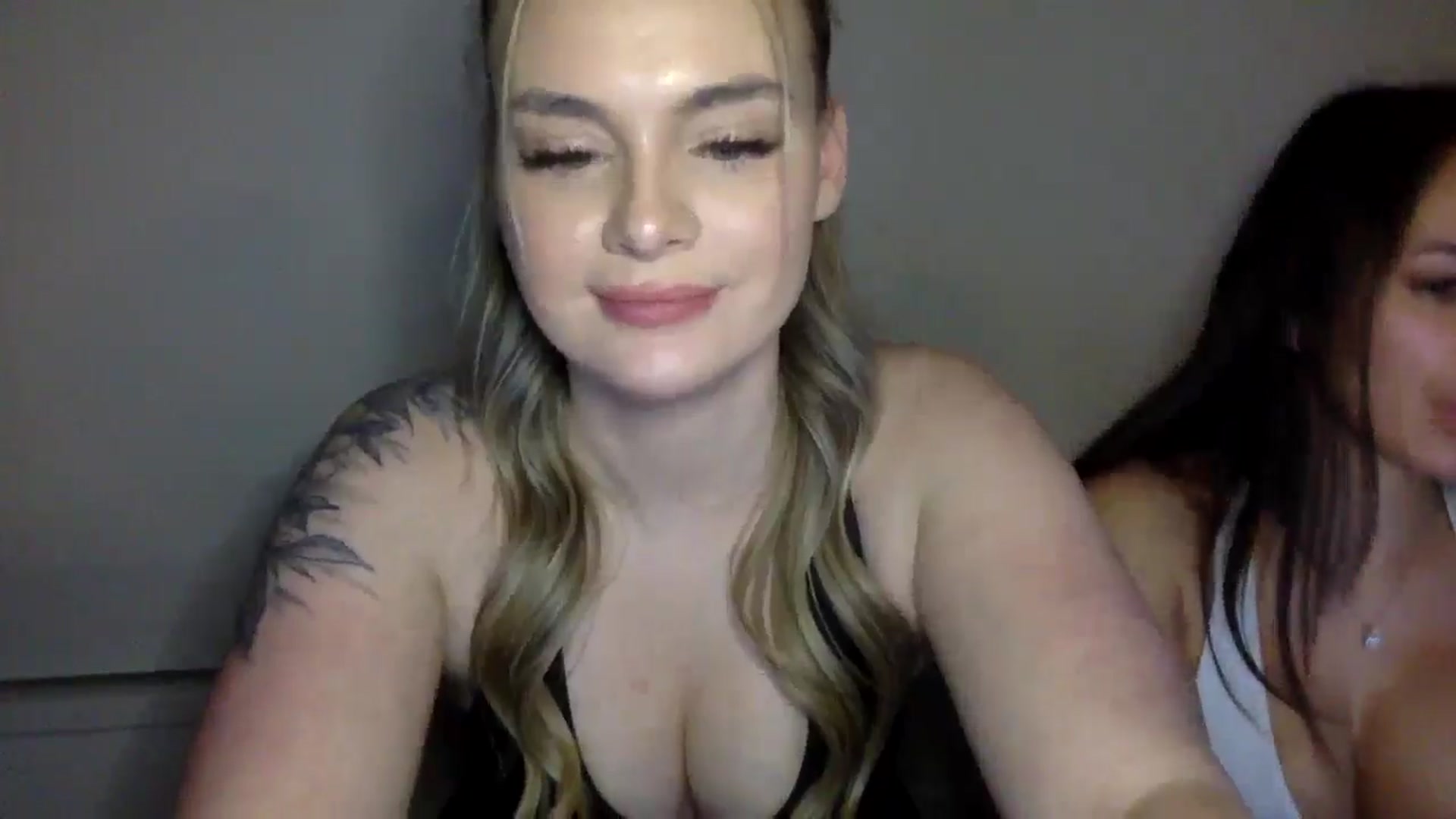 Gallery image thumbnail from Chloeluv7's myfreecams stream on, 01/15/2026, 06:55 image 10 of 20