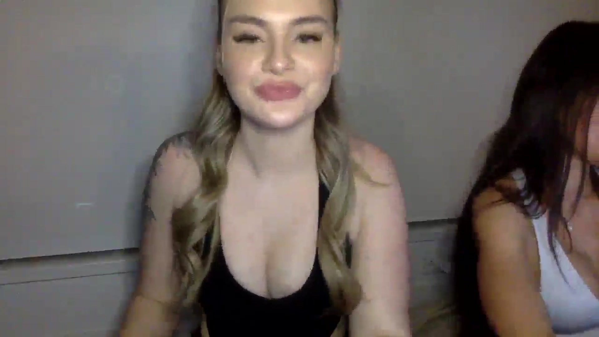 Gallery image thumbnail from Chloeluv7's myfreecams stream on, 01/15/2026, 06:55 image 2 of 20