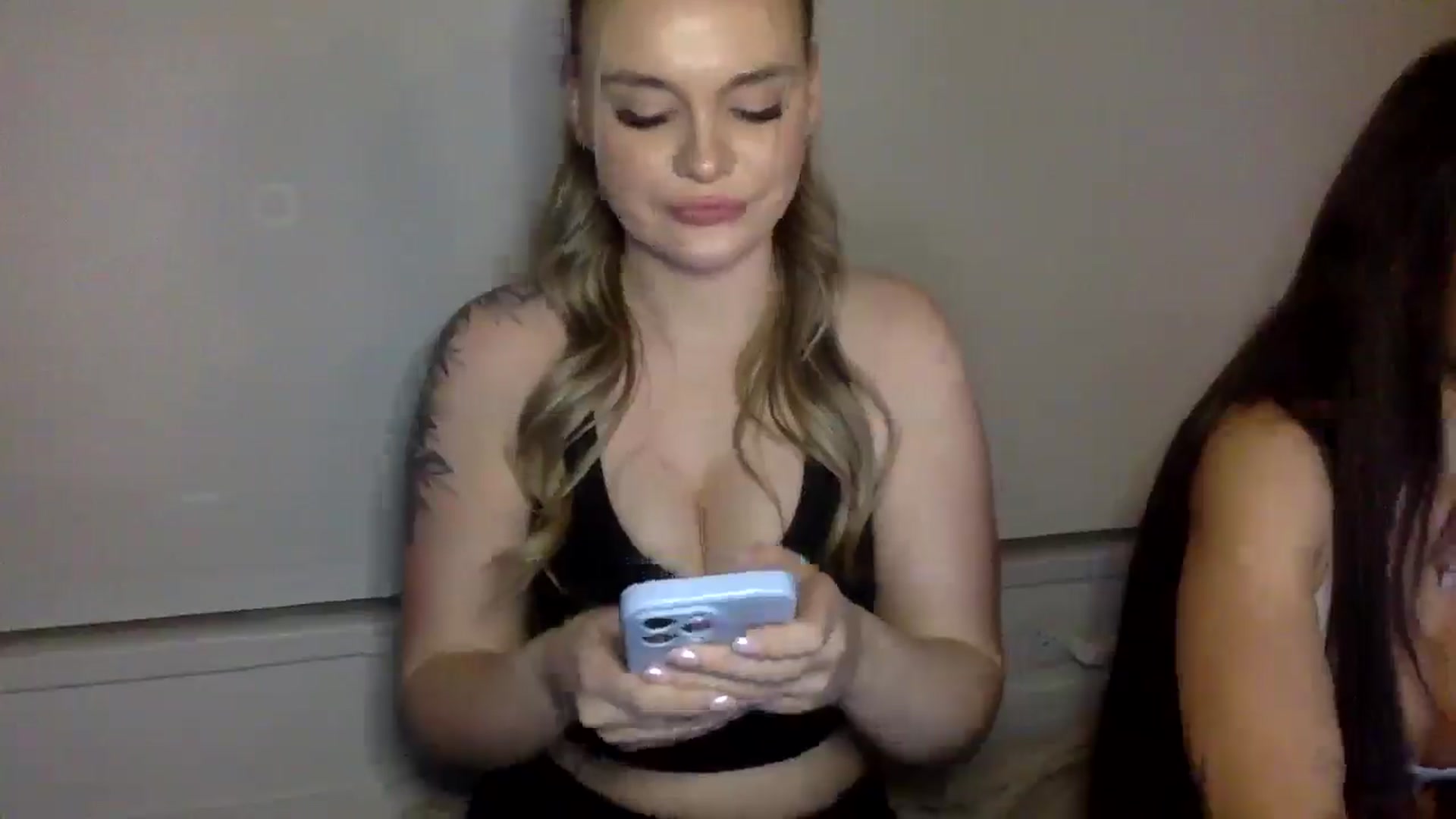 Gallery image thumbnail from Chloeluv7's myfreecams stream on, 01/15/2026, 06:55 image 3 of 20