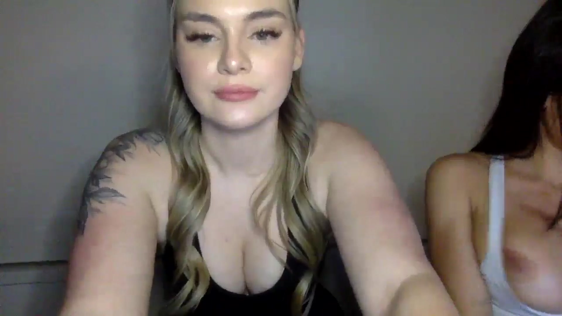 Gallery image thumbnail from Chloeluv7's myfreecams stream on, 01/15/2026, 06:55 image 8 of 20