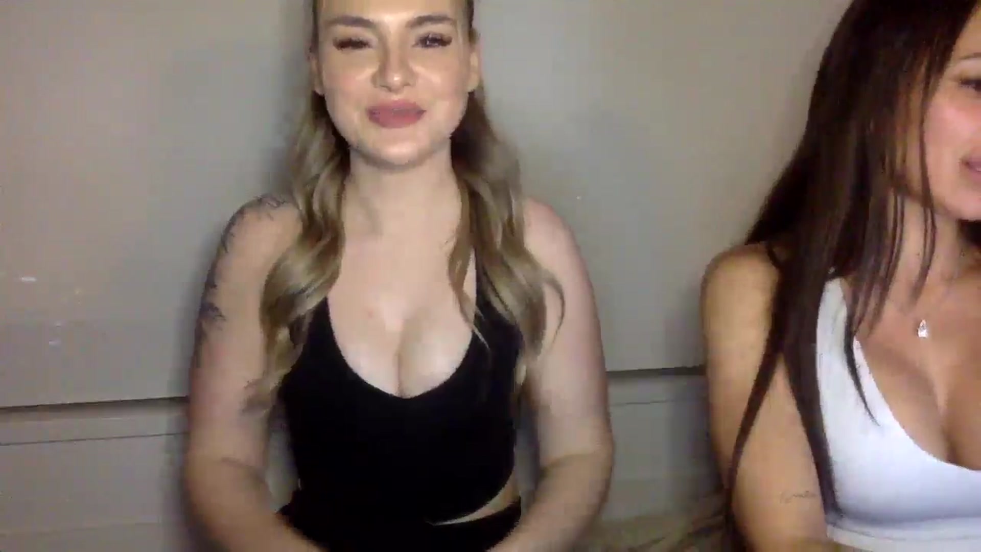 Gallery image thumbnail from Chloeluv7's myfreecams stream on, 01/15/2026, 06:55 image 7 of 20