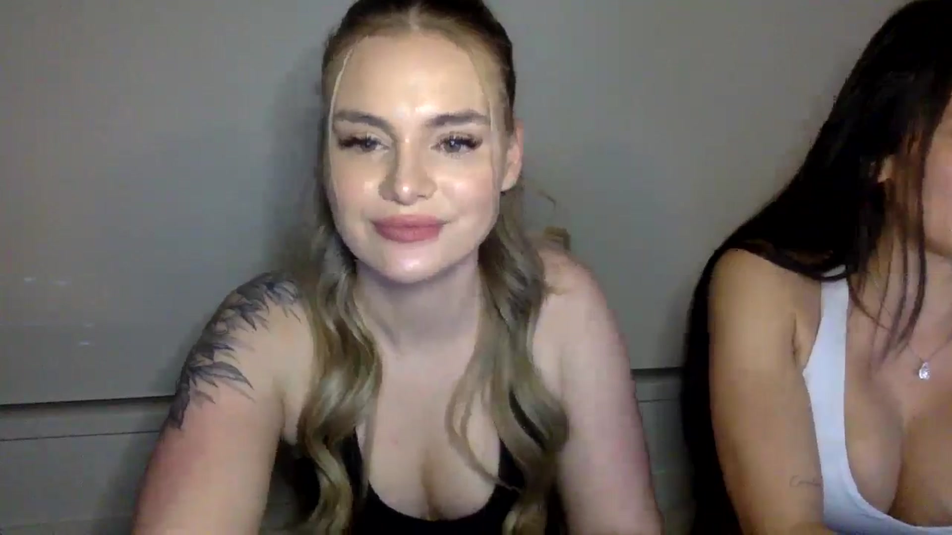 Gallery image thumbnail from Chloeluv7's myfreecams stream on, 01/15/2026, 06:55 image 14 of 20