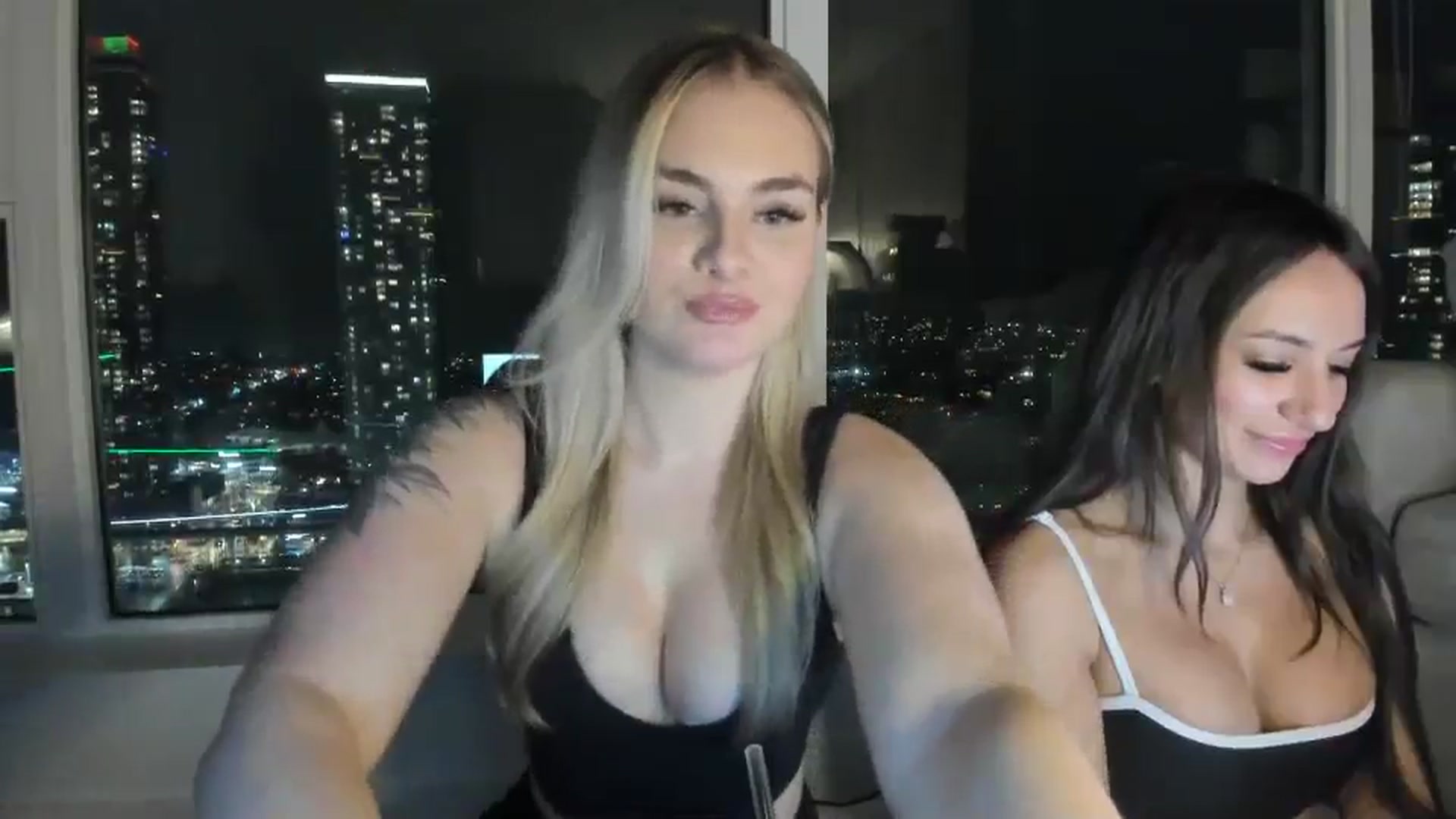 Gallery image thumbnail from Chloeluv7's myfreecams stream on, 01/29/2026, 05:30 image 4 of 20