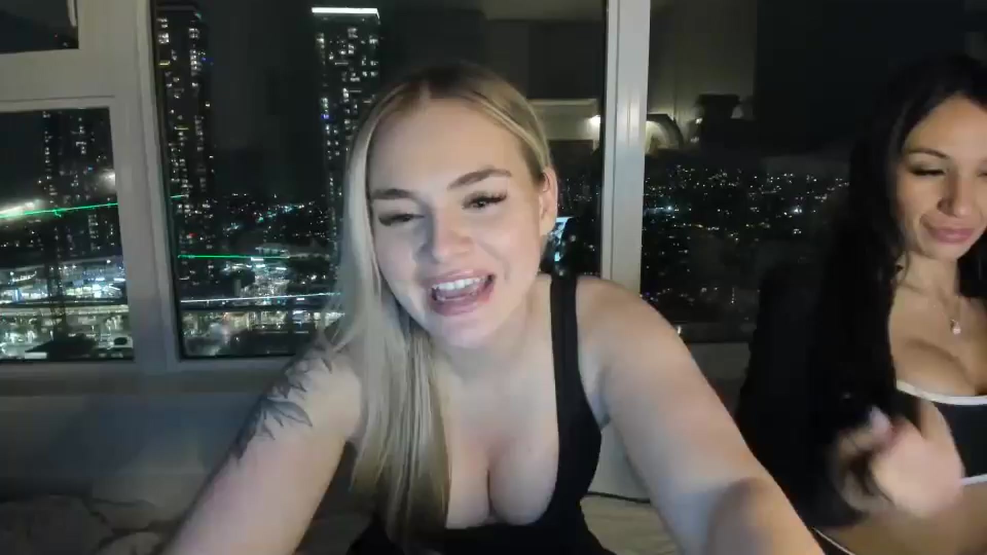 Gallery image thumbnail from Chloeluv7's myfreecams stream on, 01/29/2026, 05:30 image 13 of 20