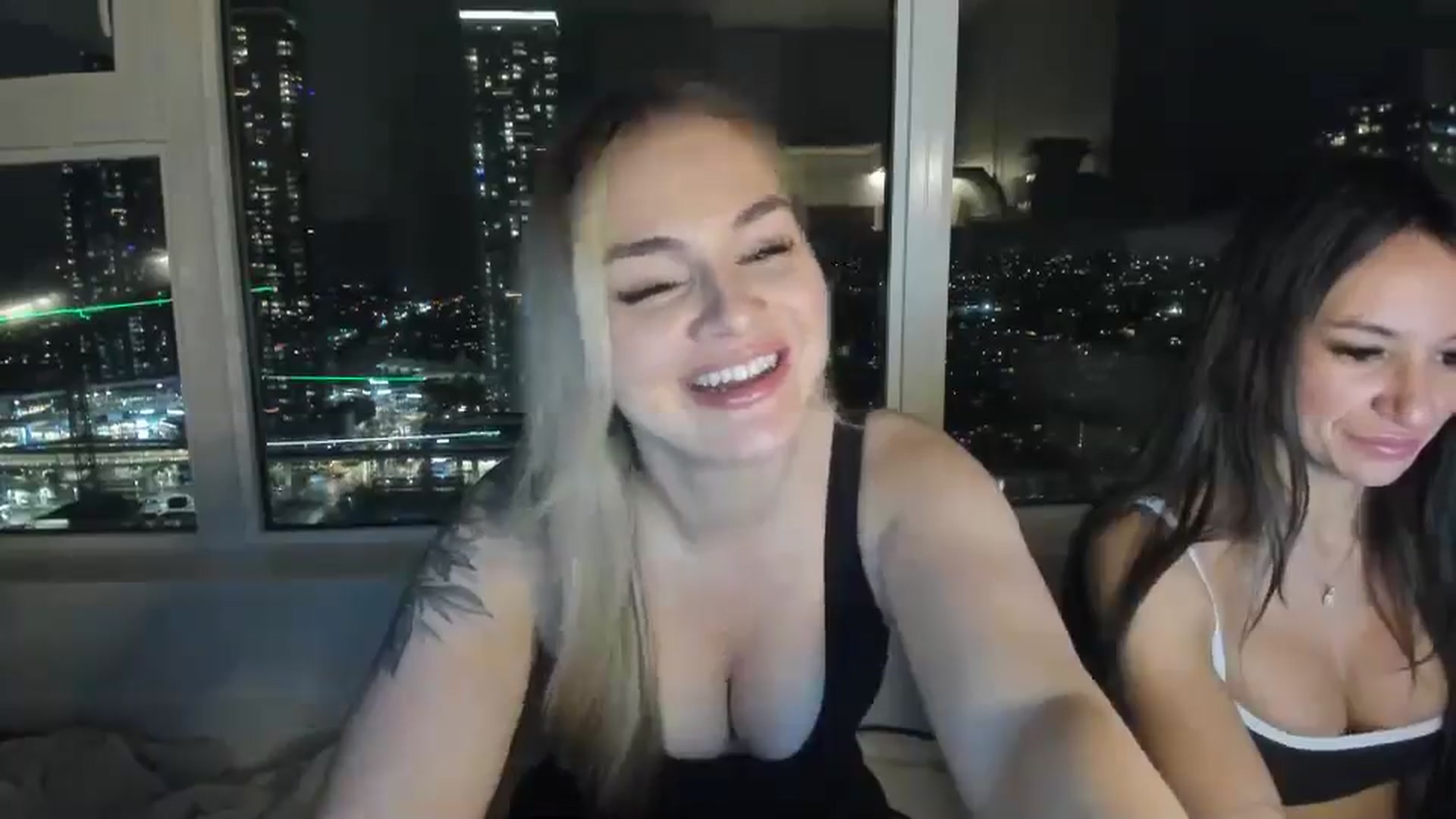 Gallery image thumbnail from Chloeluv7's myfreecams stream on, 01/29/2026, 05:30 image 7 of 20