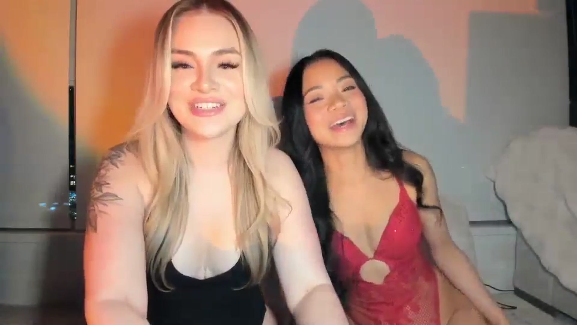Gallery image thumbnail from Chloeluv7's myfreecams stream on, 02/05/2026, 04:03 image 4 of 20