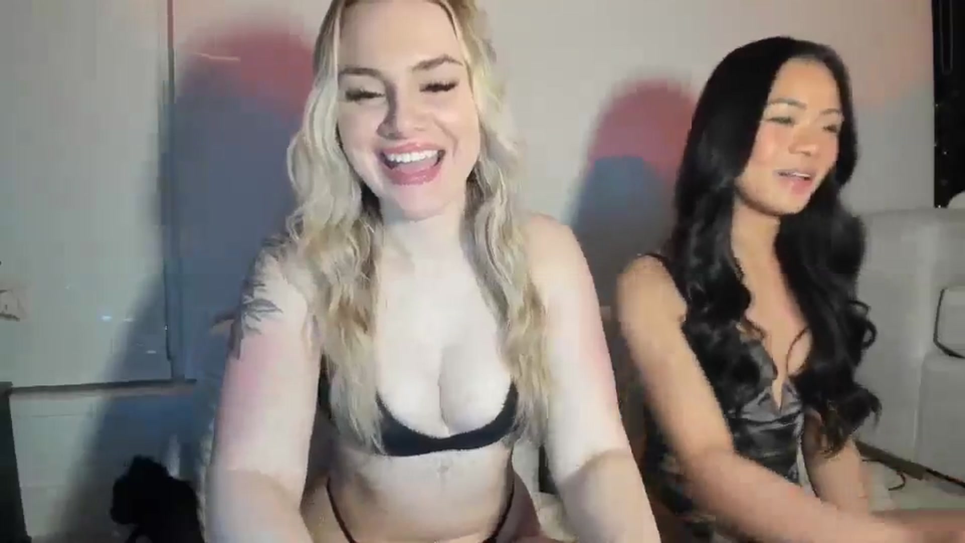 Gallery image thumbnail from Chloeluv7's myfreecams stream on, 02/12/2026, 06:06 image 4 of 20