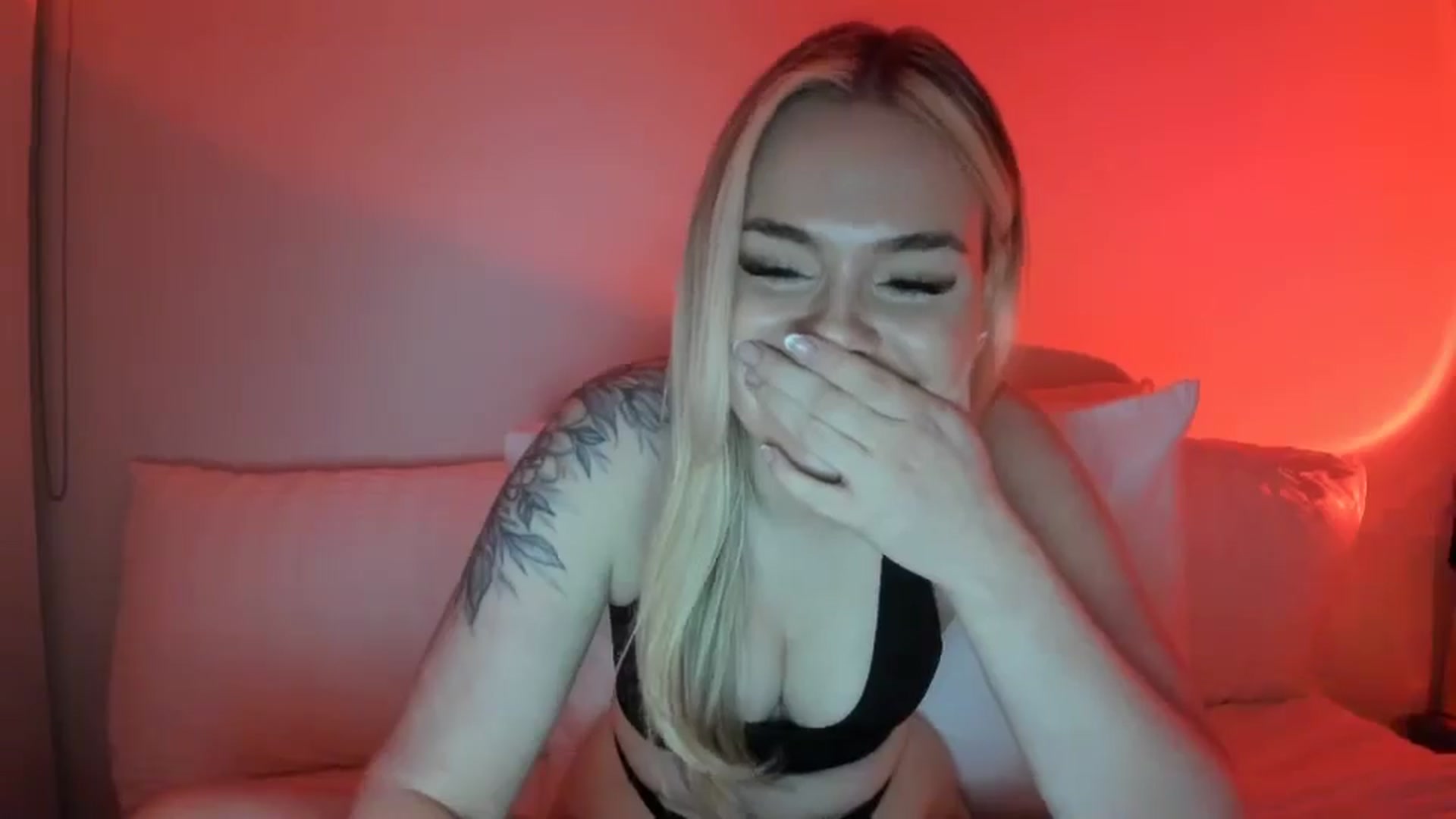 Gallery image thumbnail from Chloeluv7's myfreecams stream on, 03/05/2026, 07:04 image 10 of 20