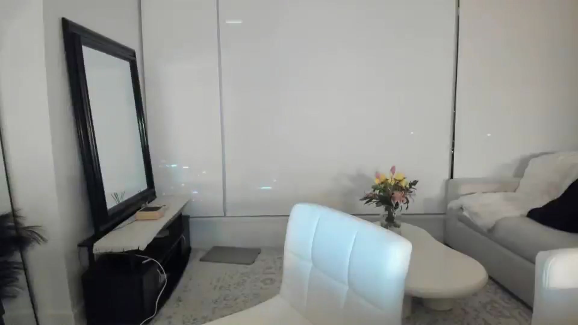 Gallery image thumbnail from Chloeluv7's myfreecams stream on, 03/15/2026, 07:38 image 16 of 20